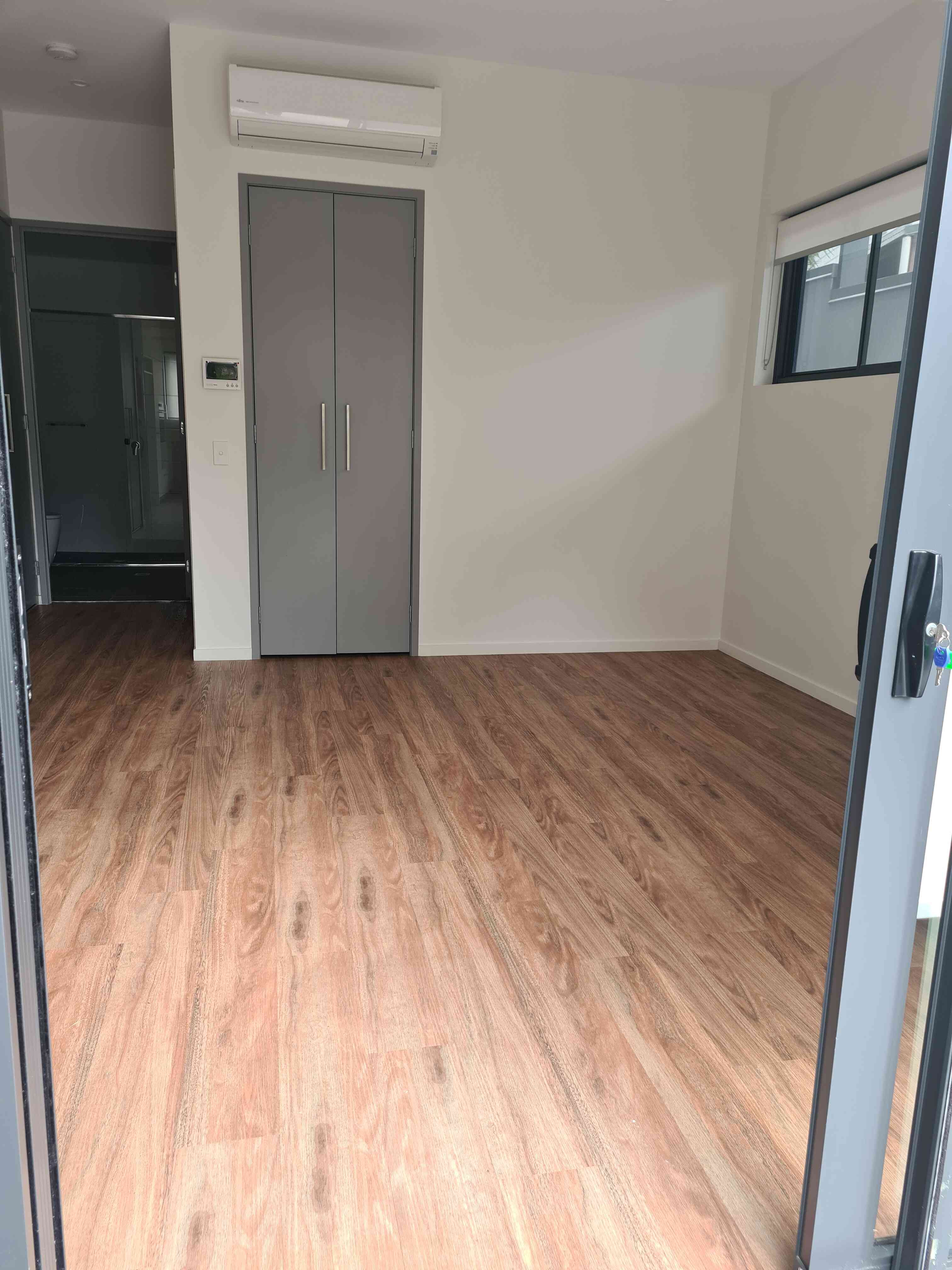 High Physical Support Apartments, Loganlea — Home image 11