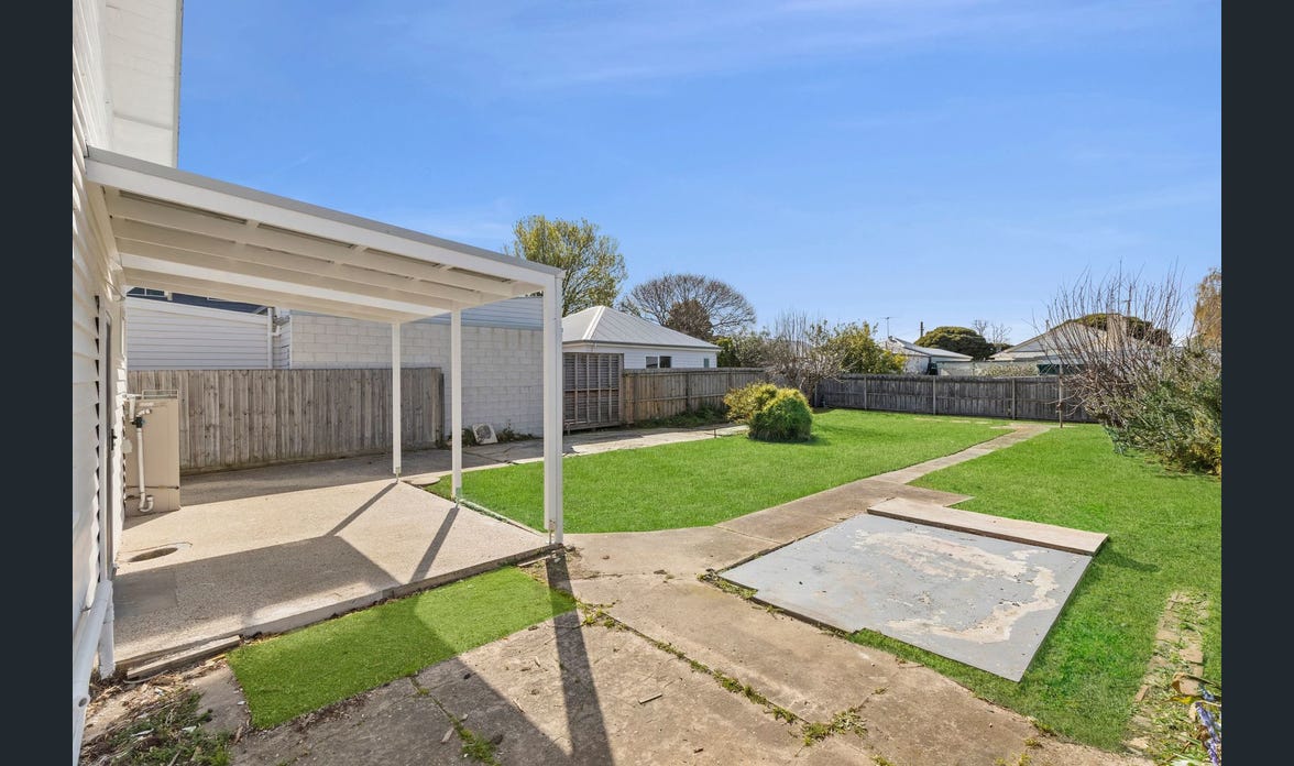 Accessible SIL Accommodation with Three Vacant Rooms in Belmont — Home image 7