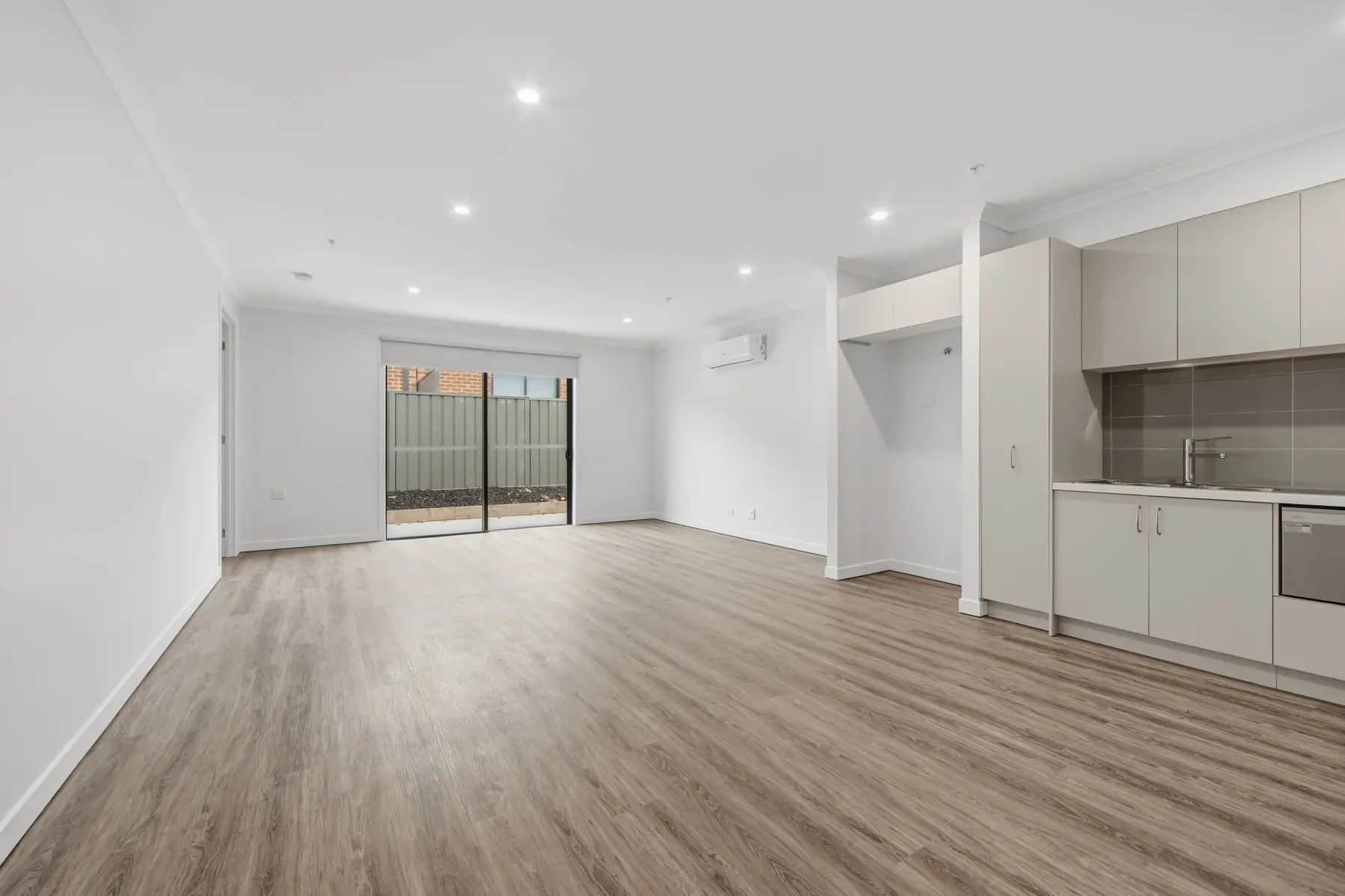 Tarneit 46 | High Physical Support 3-Residents — Home image 3