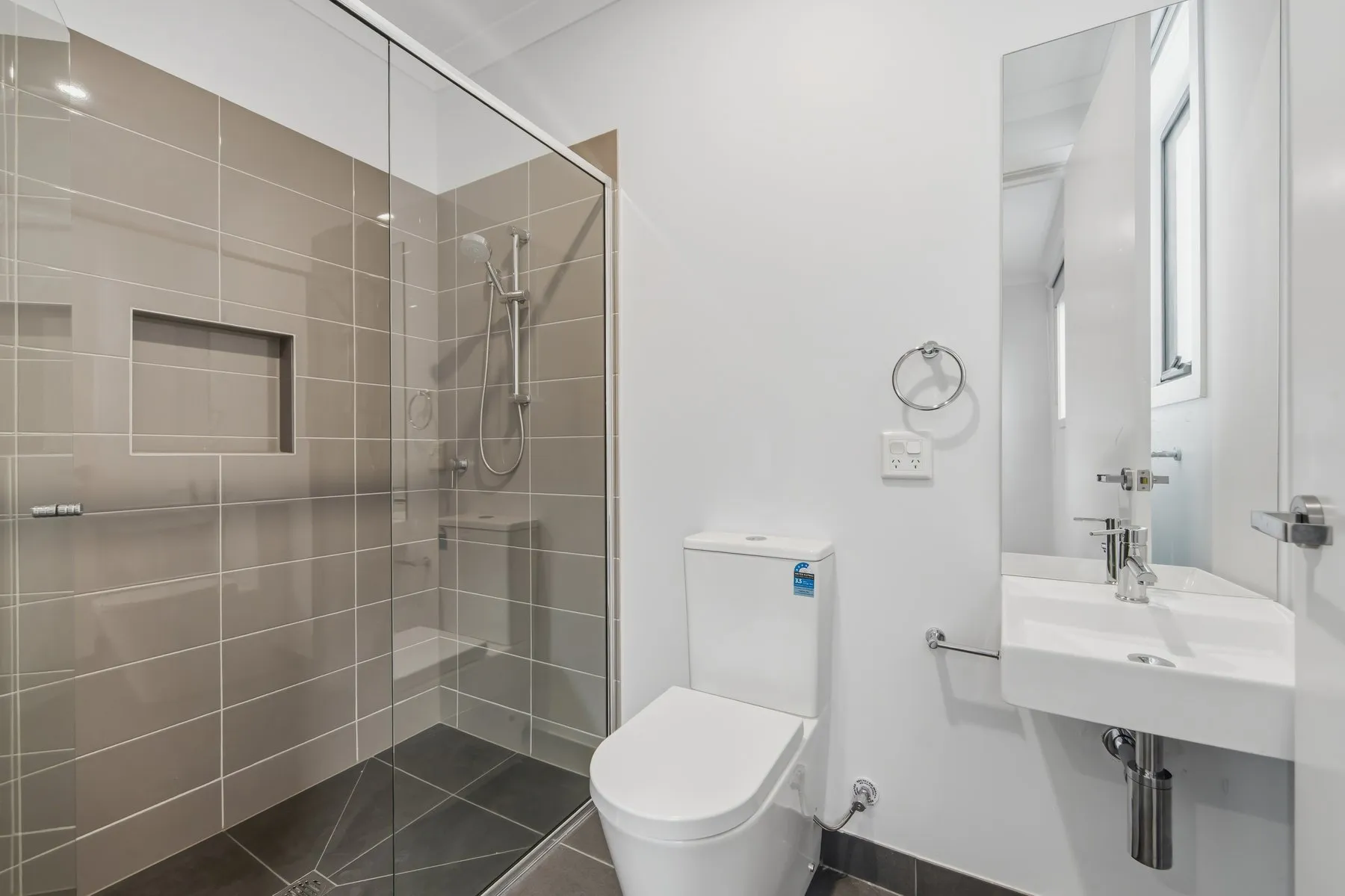 Tarneit 46 | High Physical Support 3-Residents — Home image 10