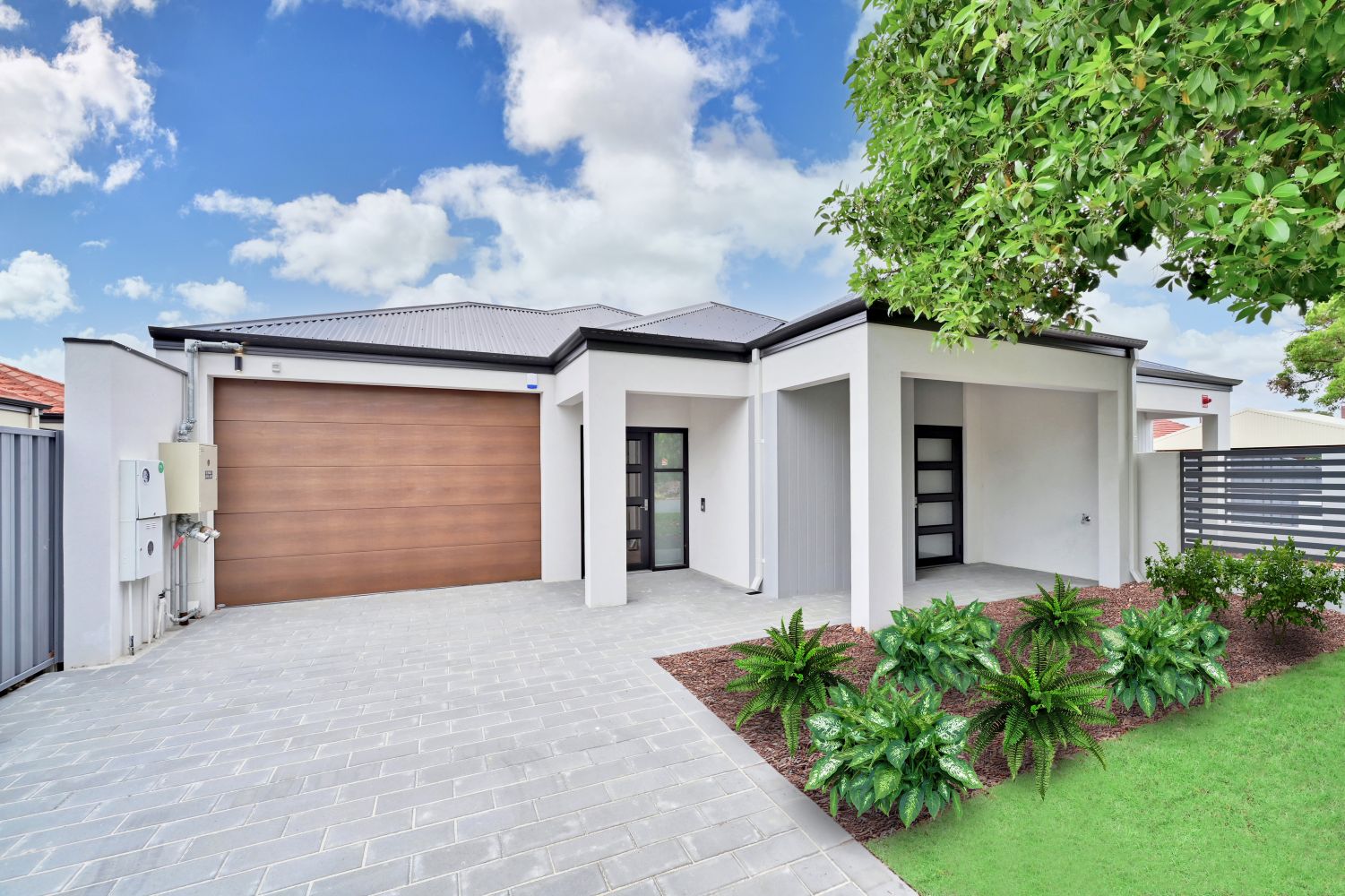 Balga HPS/FA/IL 3 person home in Balga