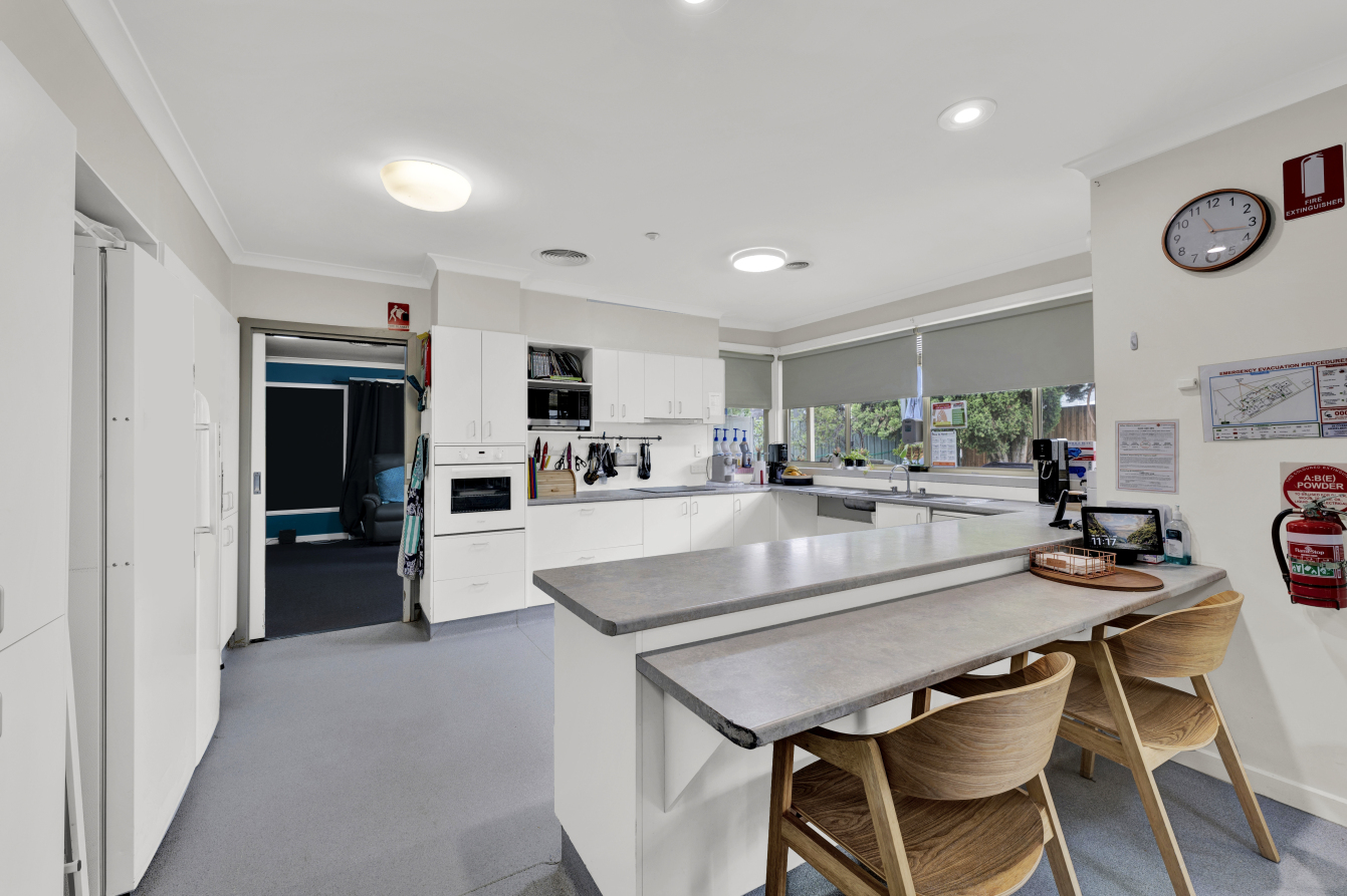 Turn your everyday into a holiday in this lively all male Bellfield home. — Home image 4