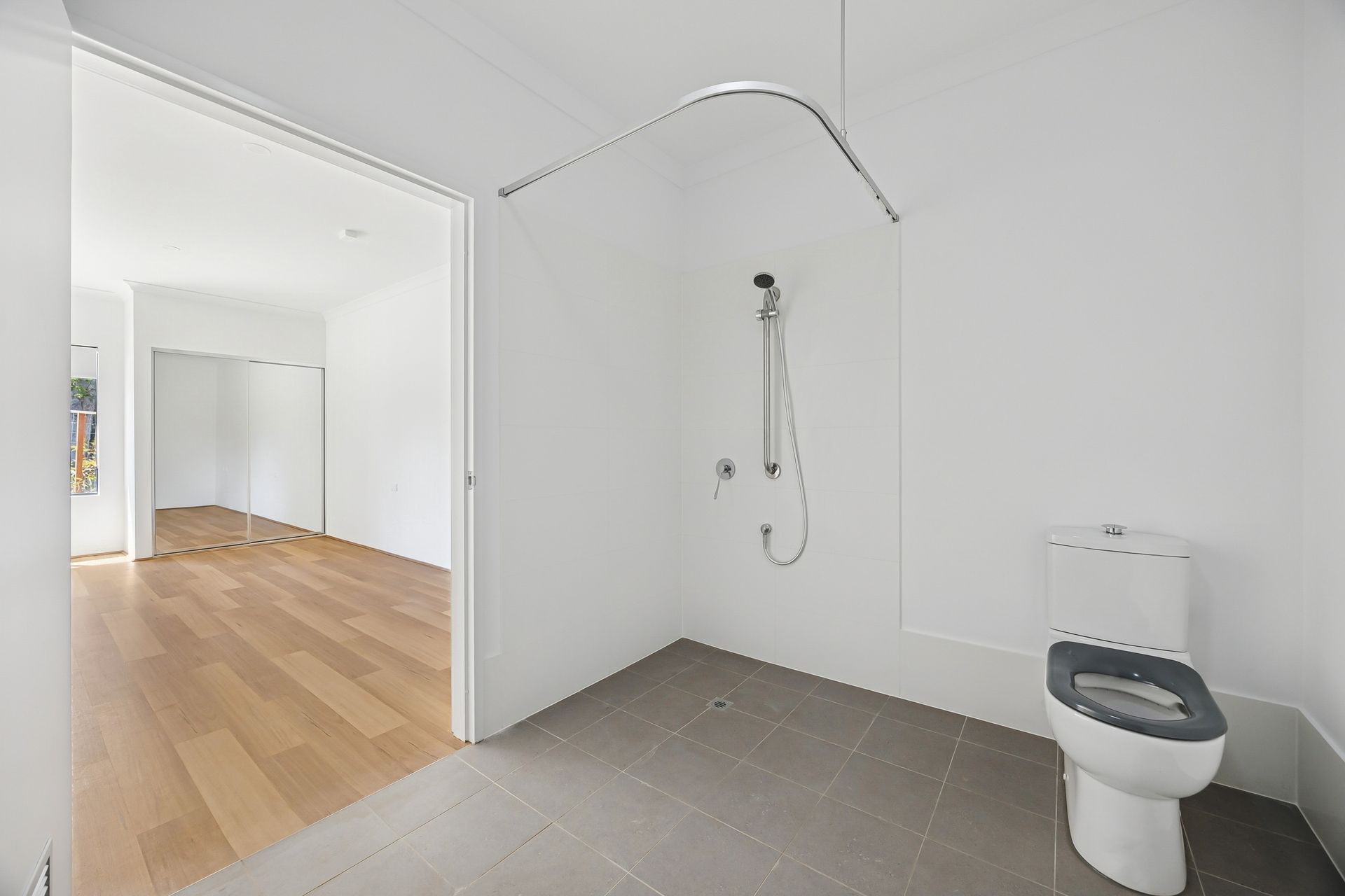 Station Gosnells — Home image 18