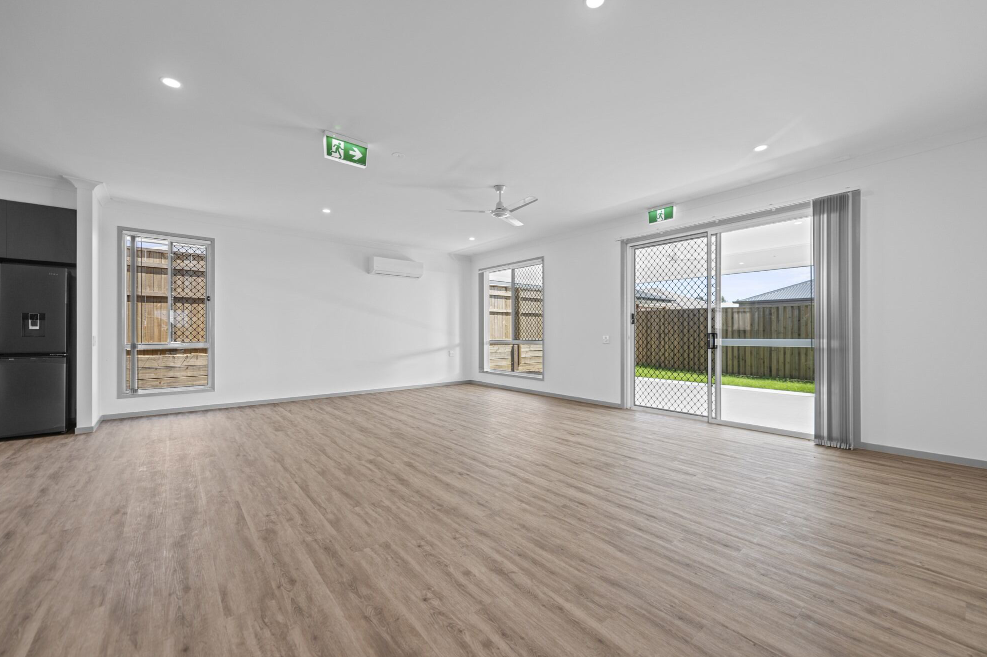 Escape to a Beautiful Home in Rosewood Where Peace and Independence Flourish — Home image 3