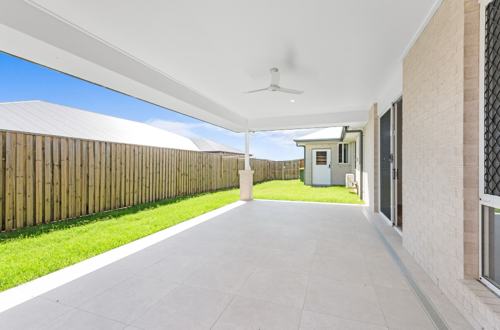 Escape to a Beautiful Home in Rosewood Where Peace and Independence Flourish — Home image 18