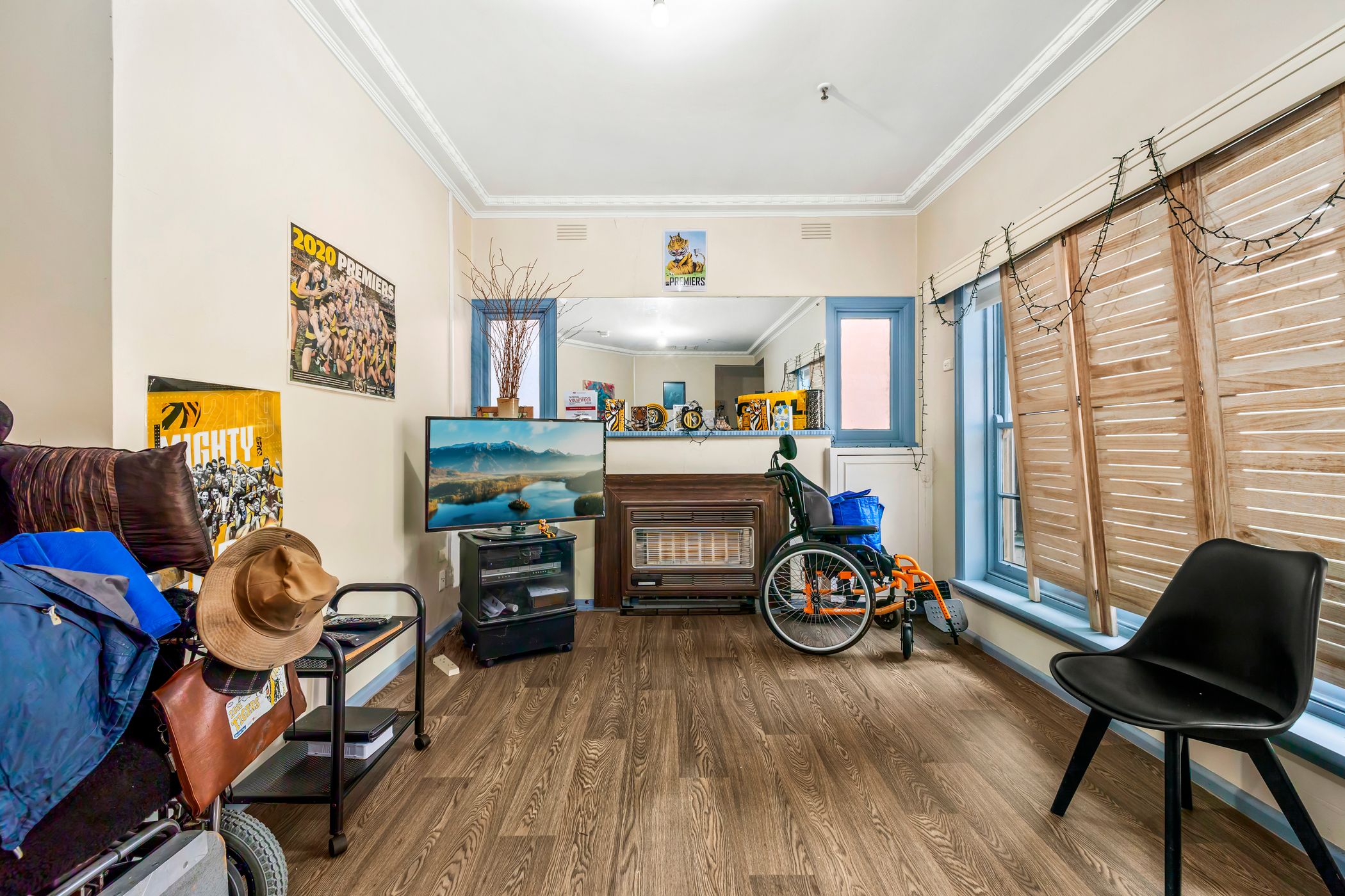 A fantastic location close to station, cafe and shops. — Floorplan 1