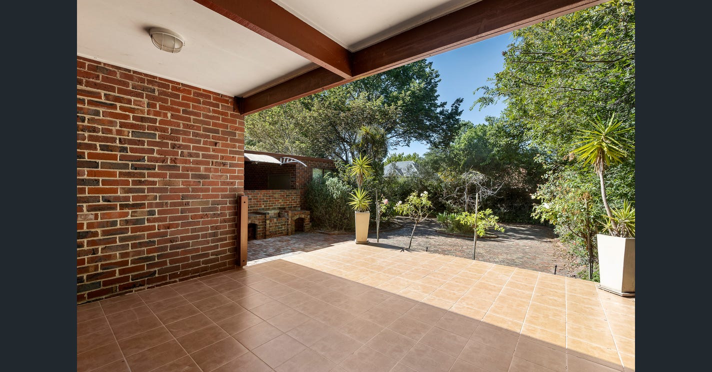 Henty House Canterbury — Home image 4