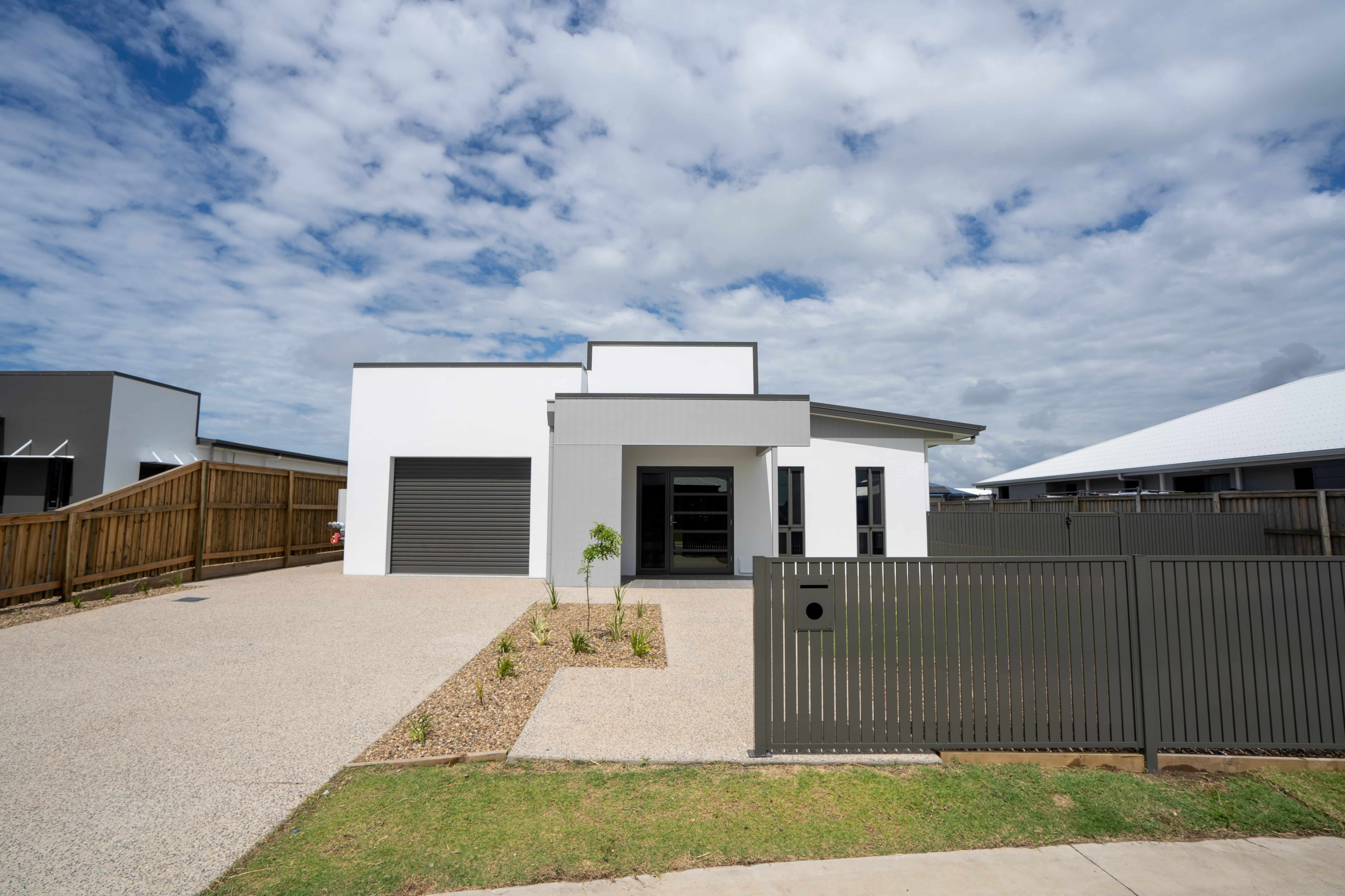 Enjoy Contemporary Living in Beaconsfield, Mackay — Home image 9
