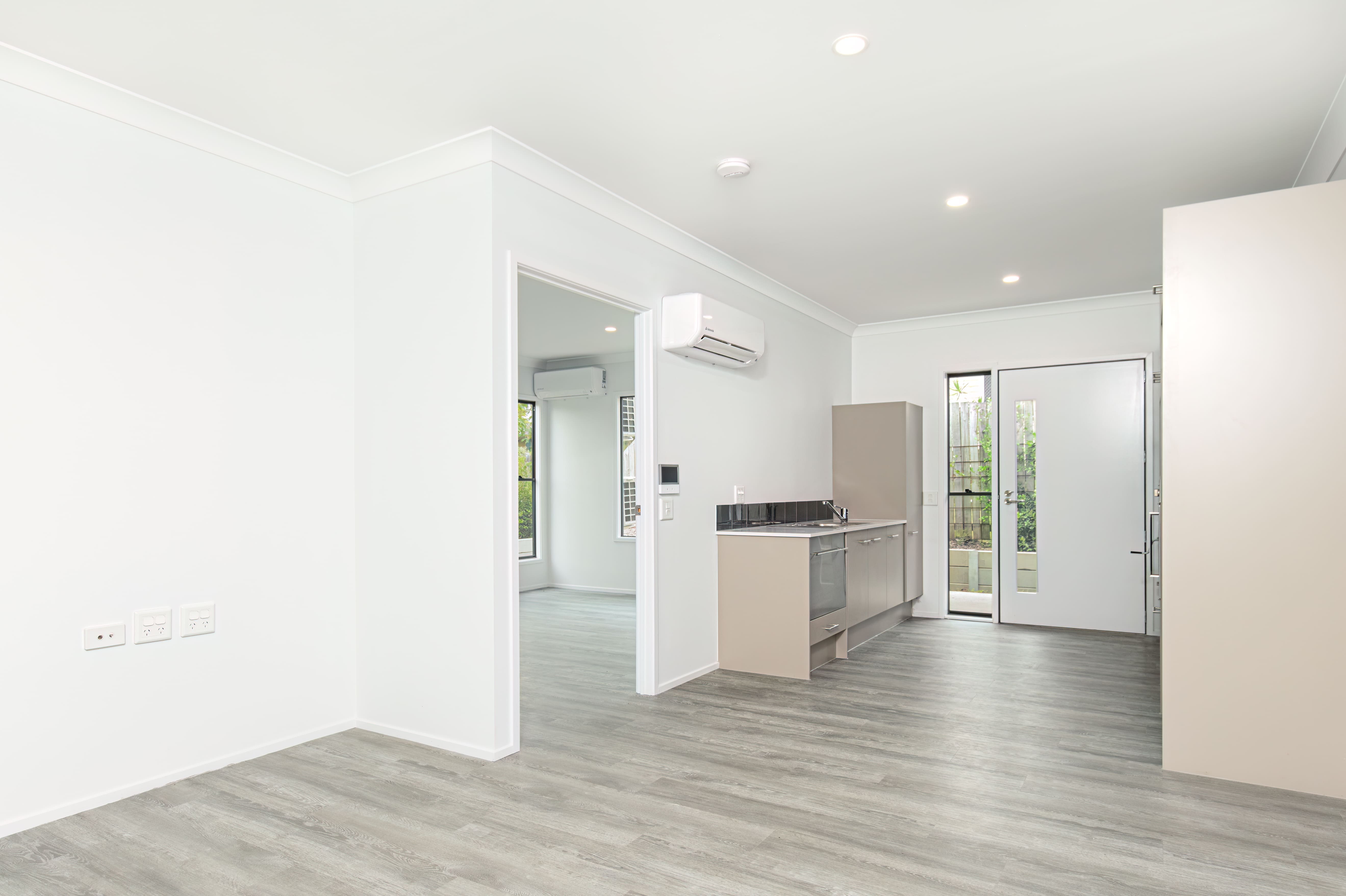 5 Bedroom Group Home, Beaudesert — Home image 7