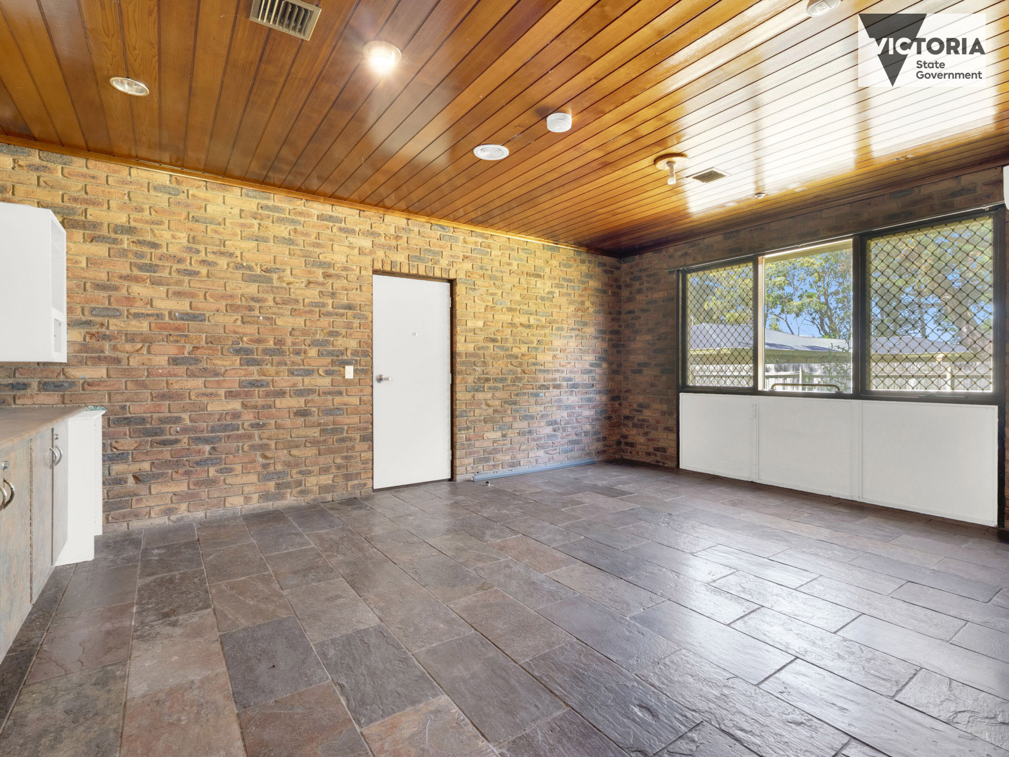 Robust home waits for you with room to move in this tranquil Traralgon setting — Home image 2
