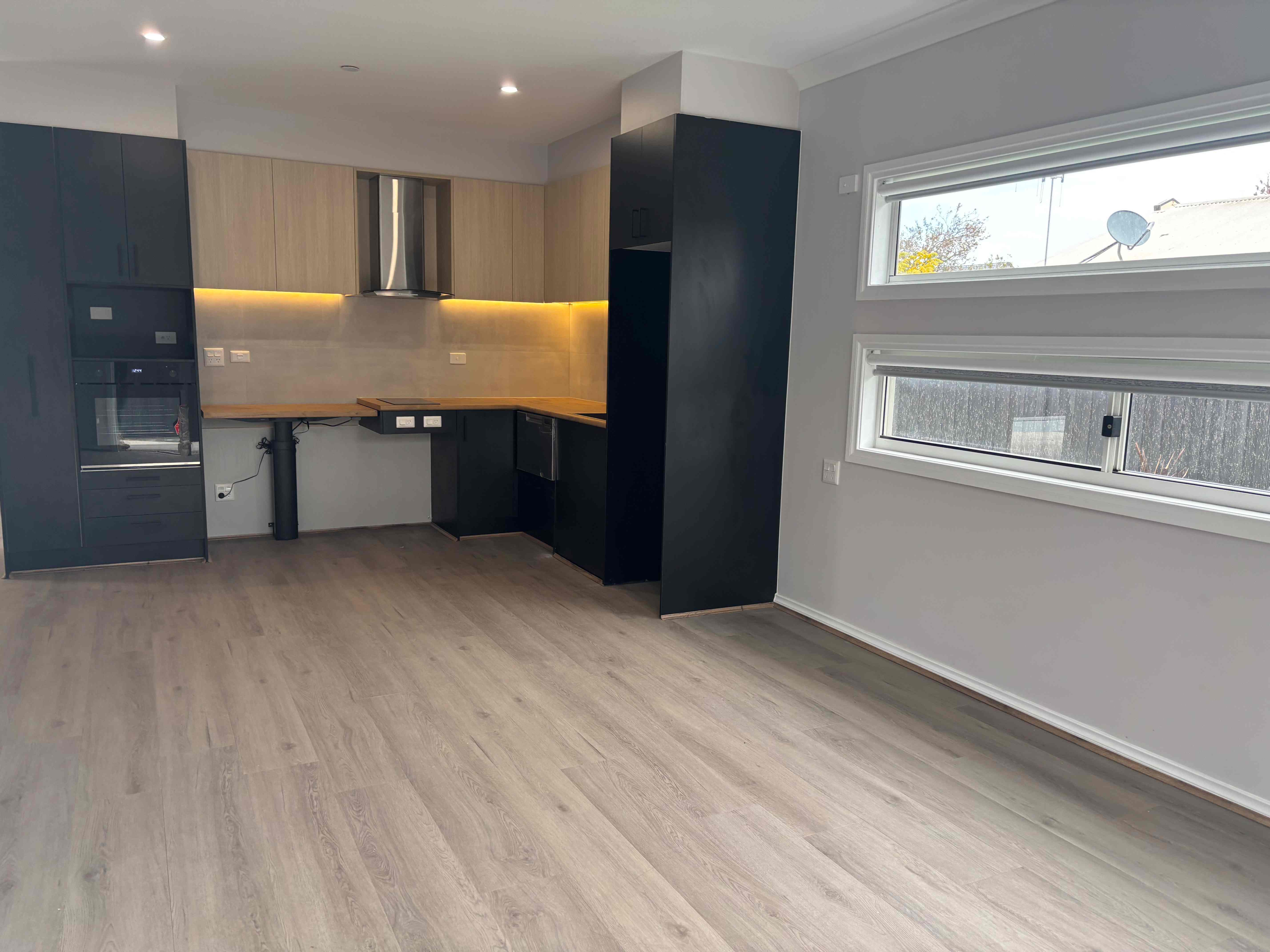 Medium Term Accommodation Available Now - Live Alone Unit in Shepparton