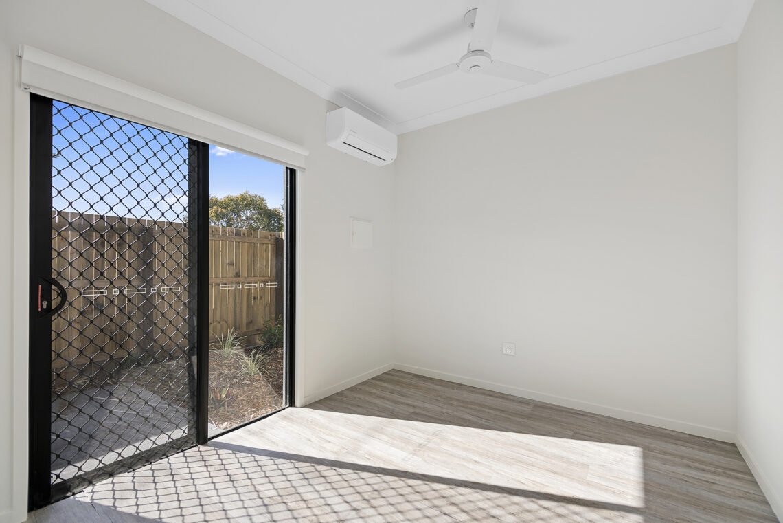 1-Bedroom + OOA Robust House – Separate living in West Brisbane — Home image 9