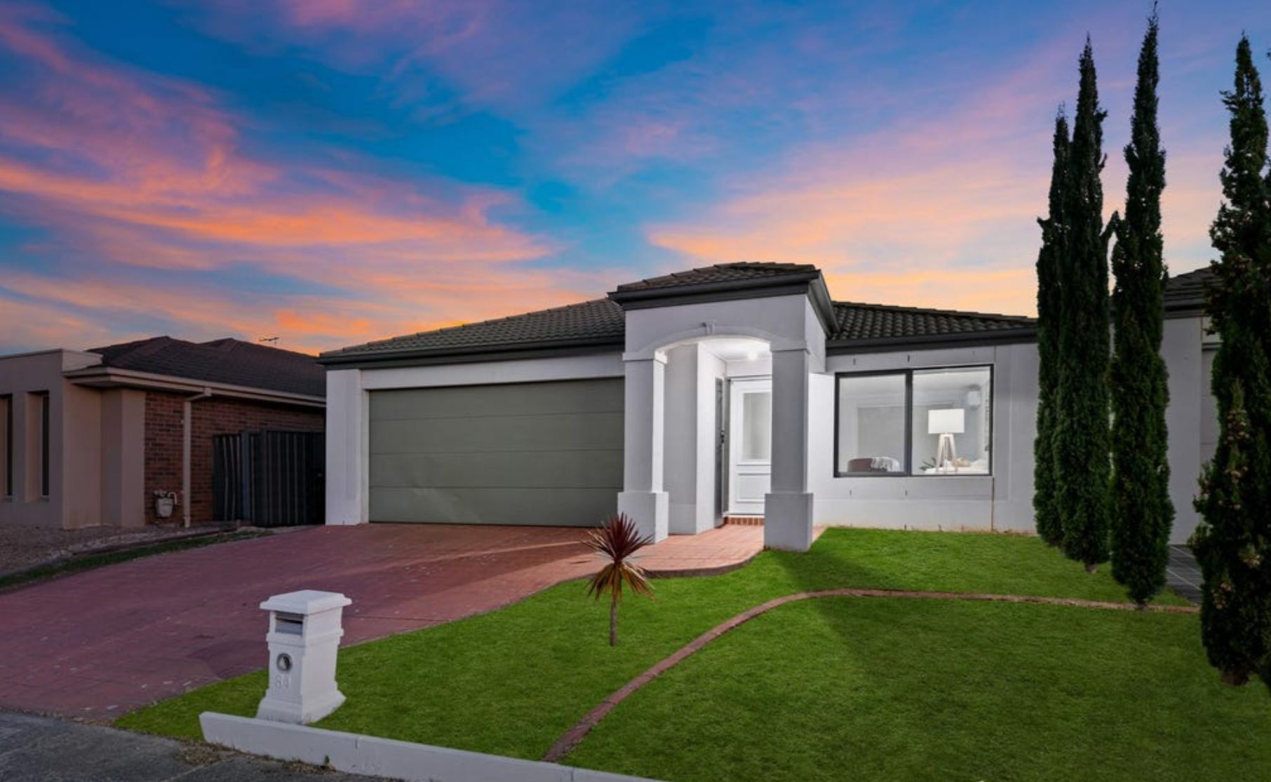 Spacious & Sun-Drenched Melbourne Oasis! in Deer Park