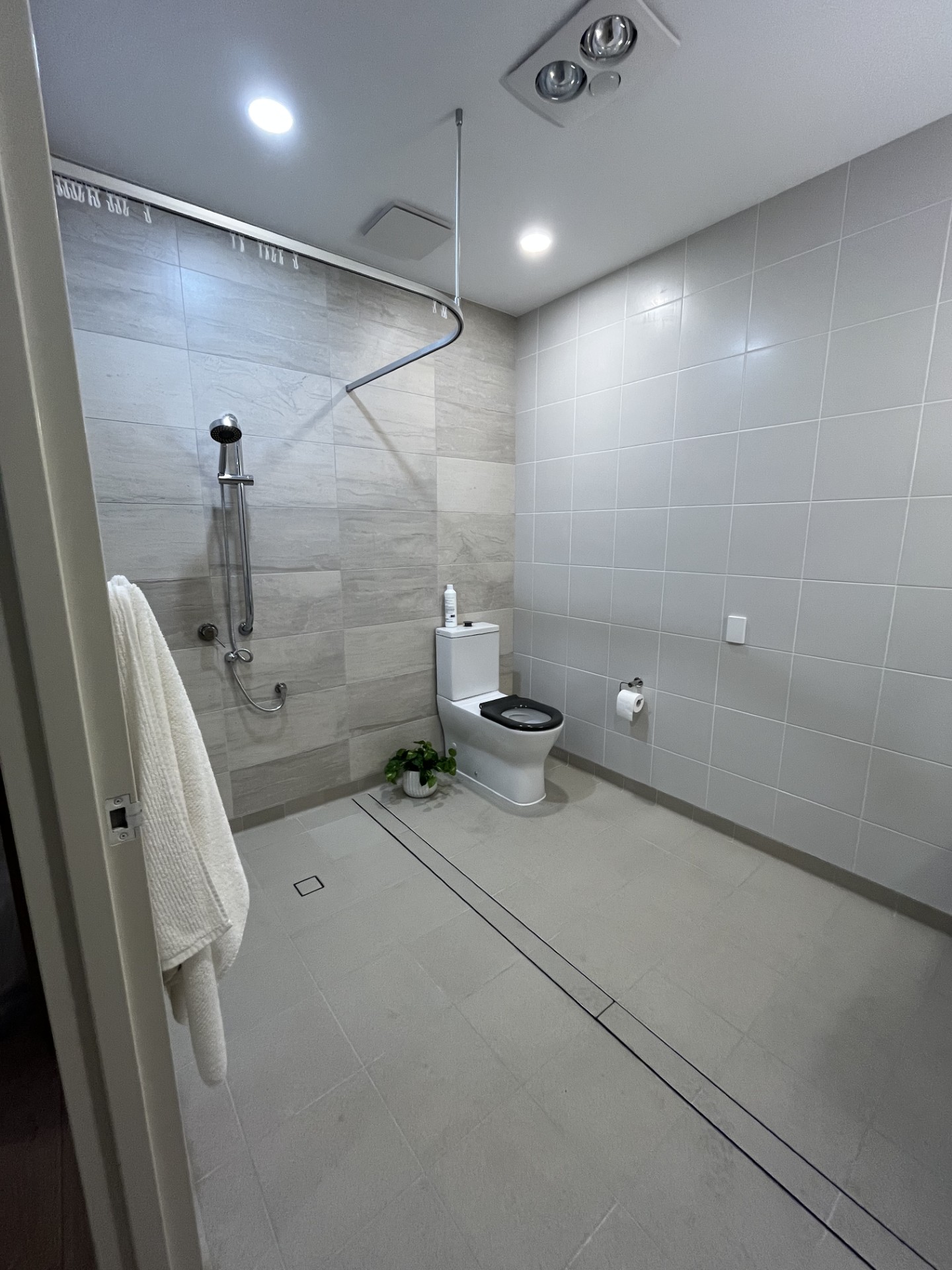 2 bedroom Apartments - Murarrie,QLD - 2-4 Vacancies — Home image 4