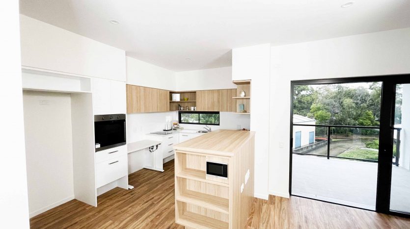 Modern fully-accessible one-bedroom apartment in SIL supported Vertical Village — Home image 4