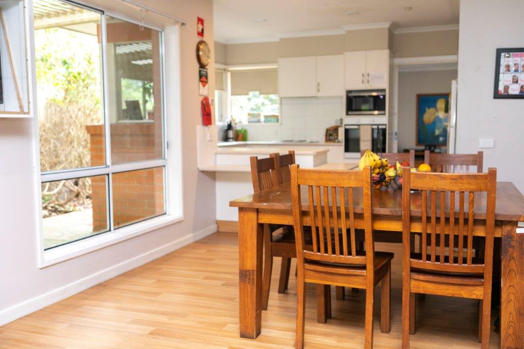 Delightfully welcoming home in Ringwood — Home image 6