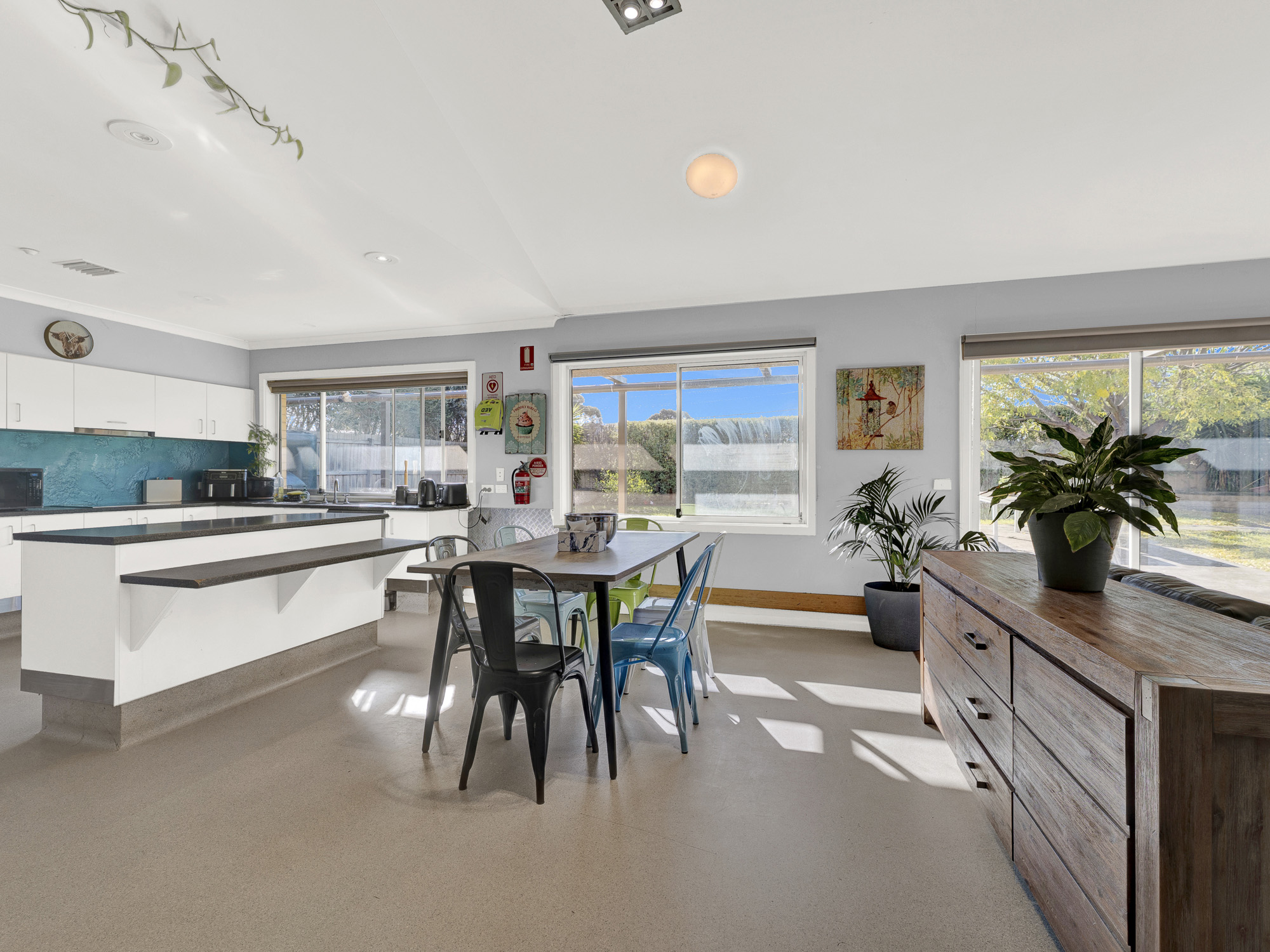 One vacancy in a five-bedroom home in Werribee. — Home image 4