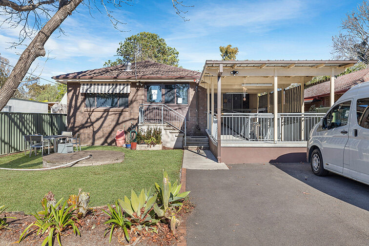 Blackalls Park - Rural Outlook with an Amazing Outdoor Area in Blackalls Park