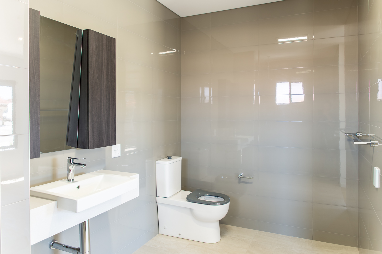 Comfort & Independence in these TWO Spacious 2-Bedroom homes for sharing Disability Accommodation — Home image 8