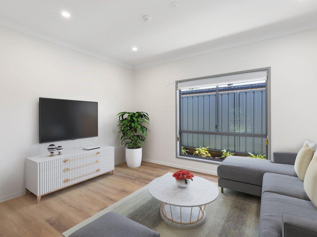 BRAND NEW WITH BBQ ENTERTAINING AREA — Home image 2