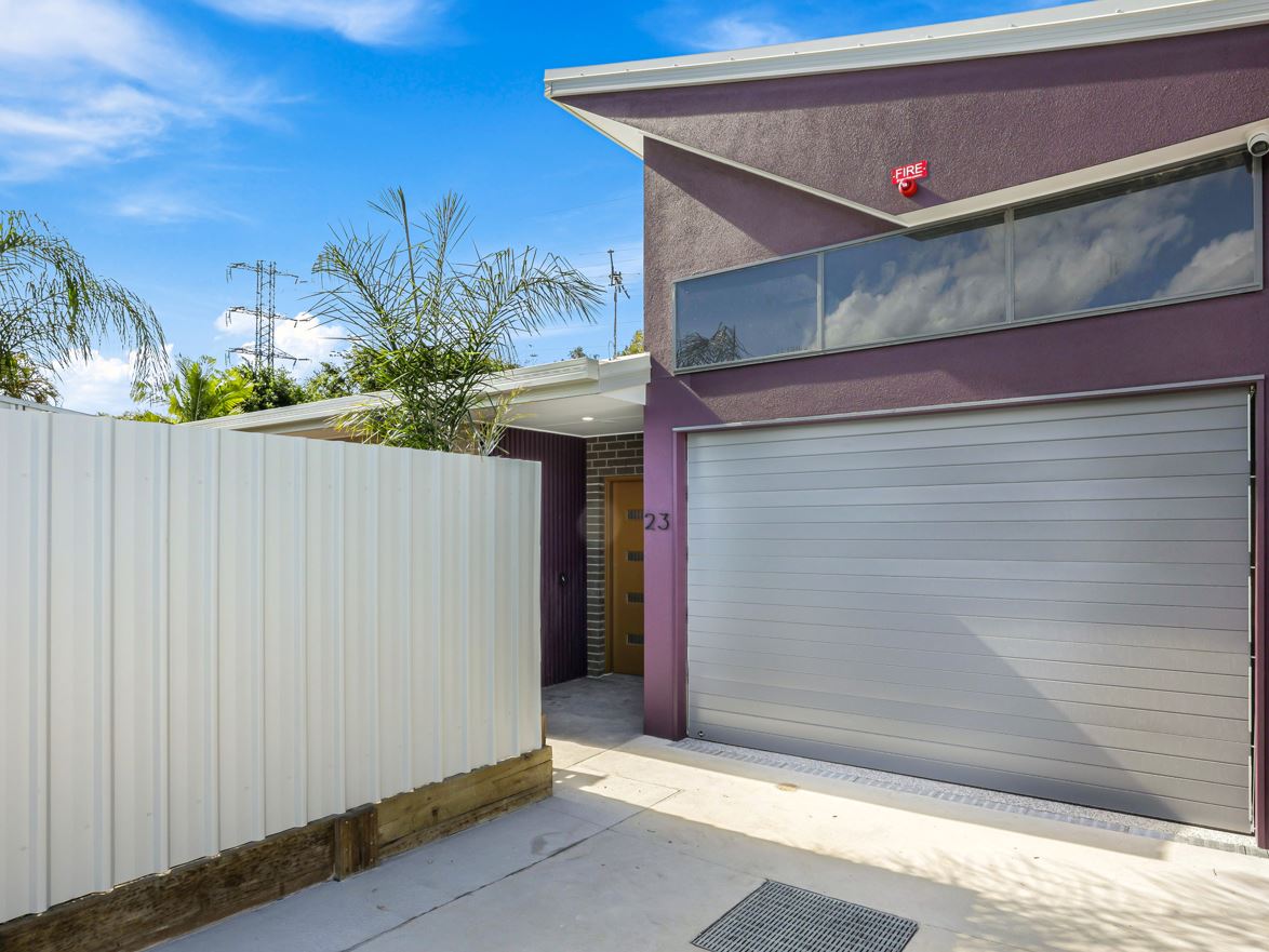 BRAND NEW WITH BBQ ENTERTAINING AREA — Home image 5