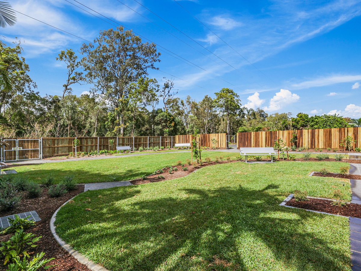 BRAND NEW WITH BBQ ENTERTAINING AREA — Home image 6