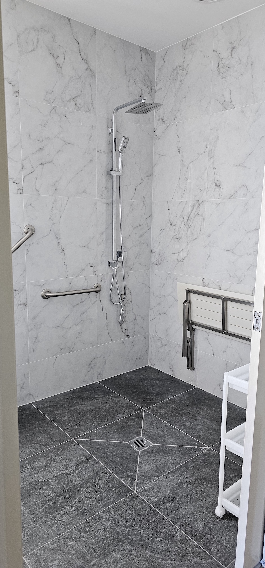 Fully Accessible 4BR, all with Ensuite - SIL Home - Lara - 2 Vacancy — Home image 8