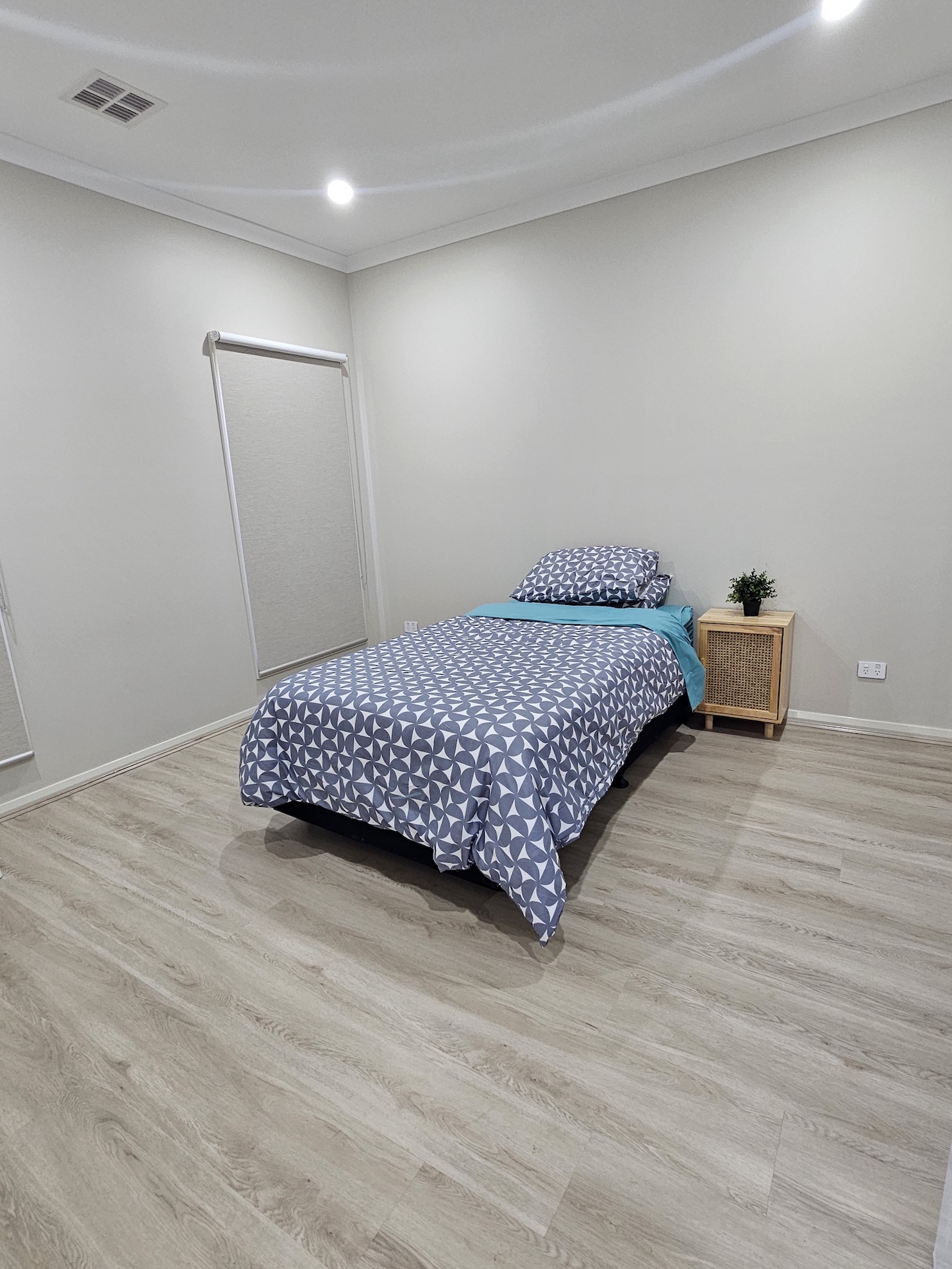 Fully Accessible 4BR, all with Ensuite - SIL Home - Lara - 2 Vacancy — Home image 10