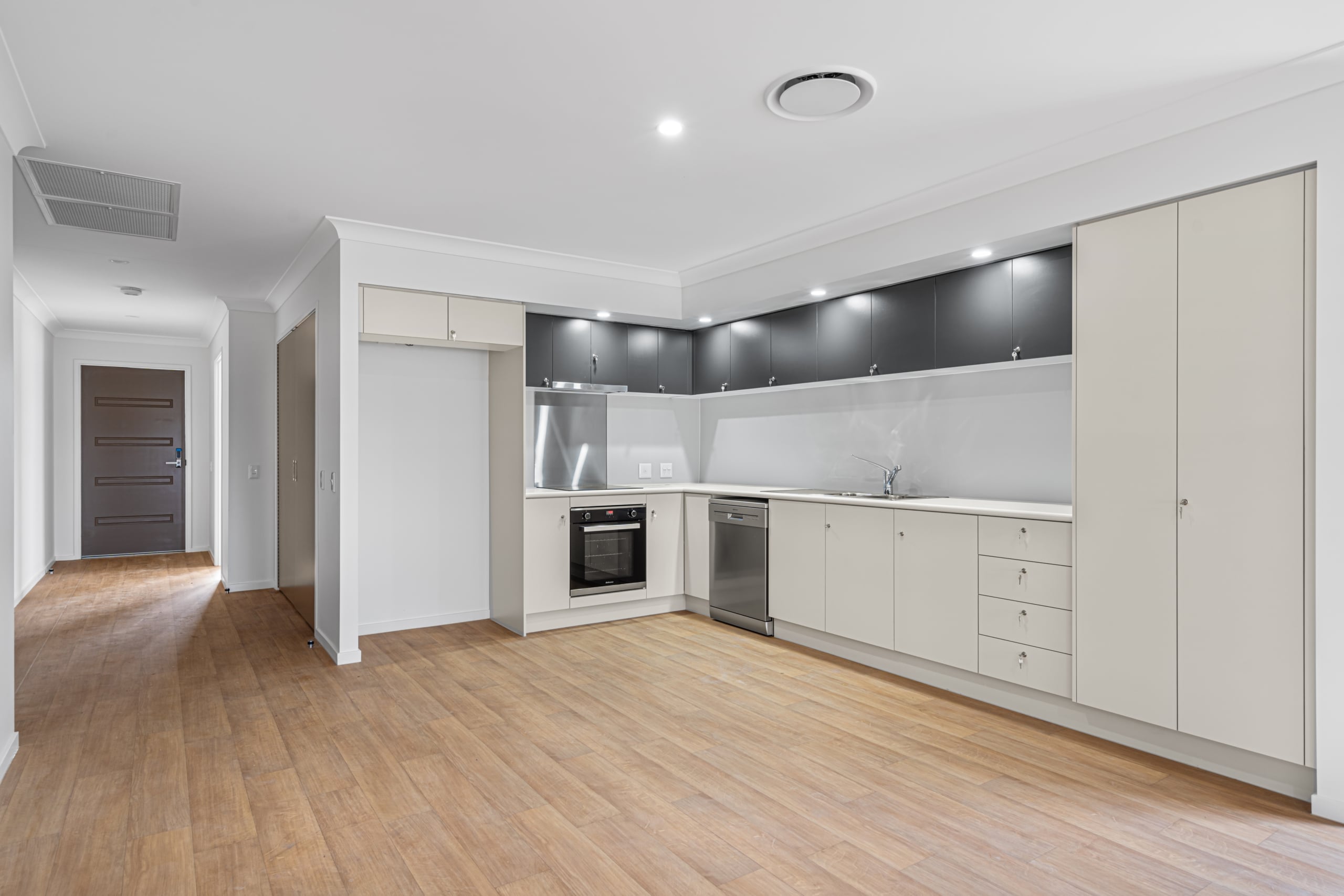 Fernvale, Ipswich Qld - ROBUST / IMPROVED LIVEABILITY HOUSE — Home image 3