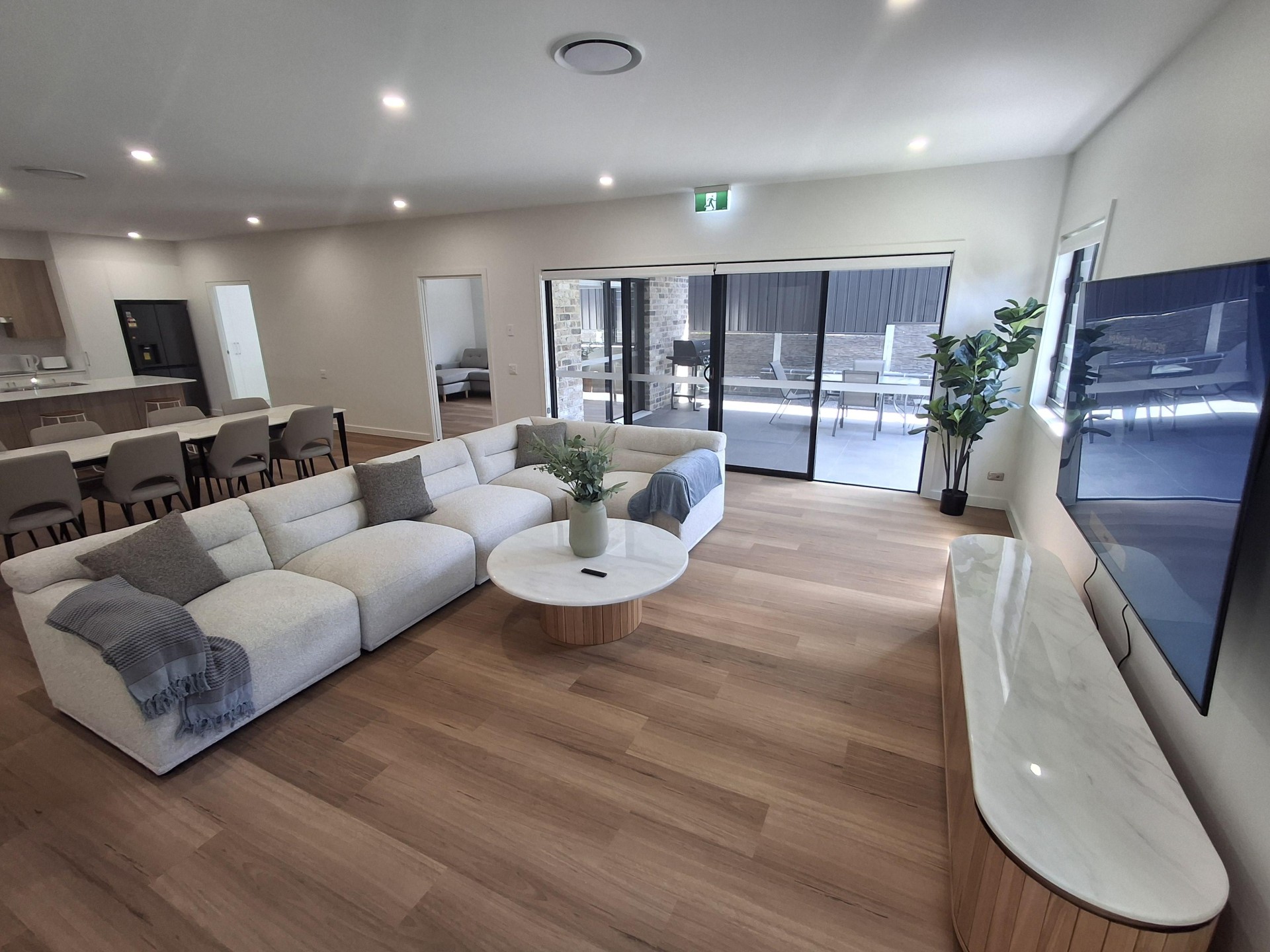 Huntley — Home image 3
