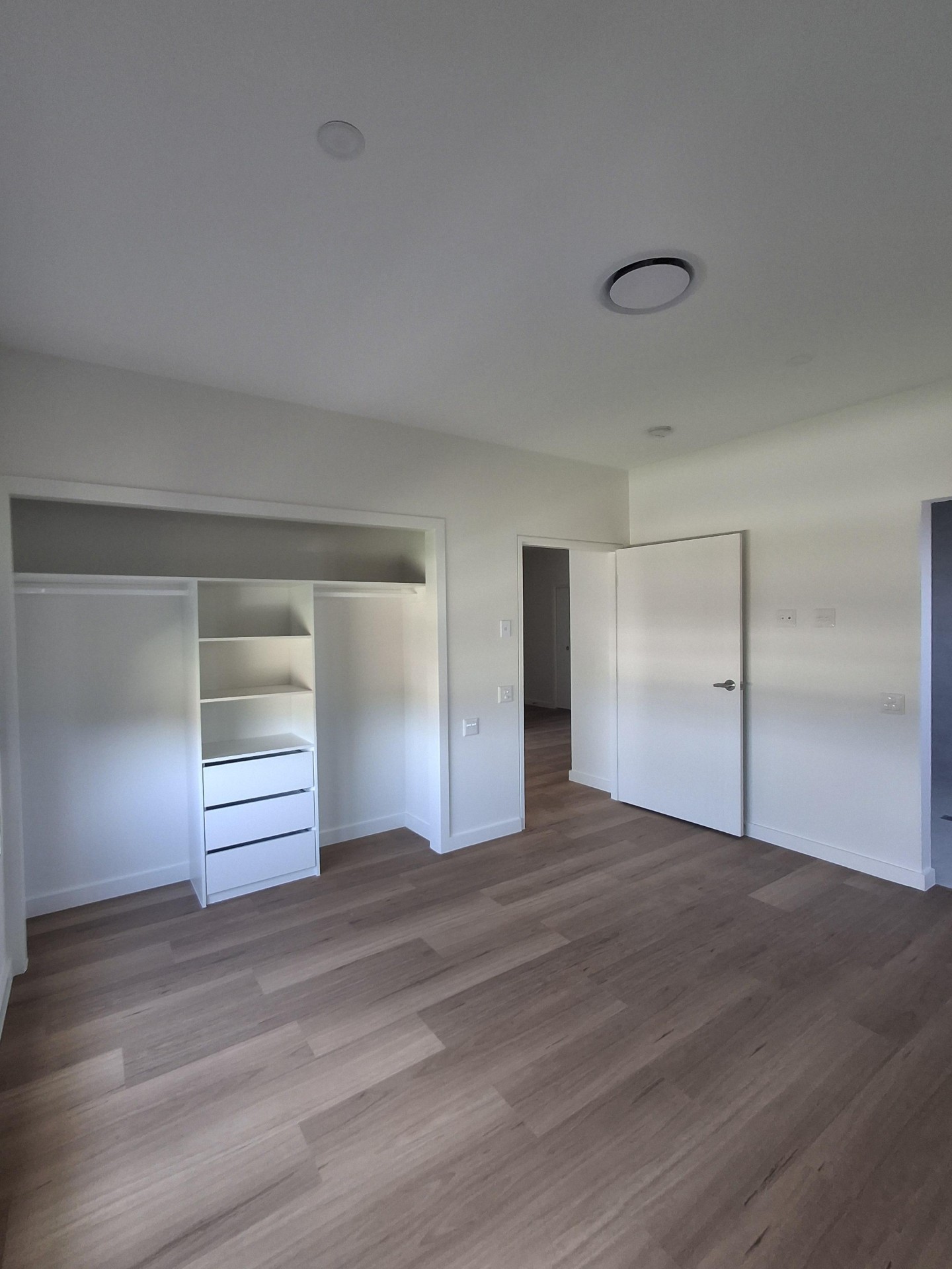 Huntley — Home image 5