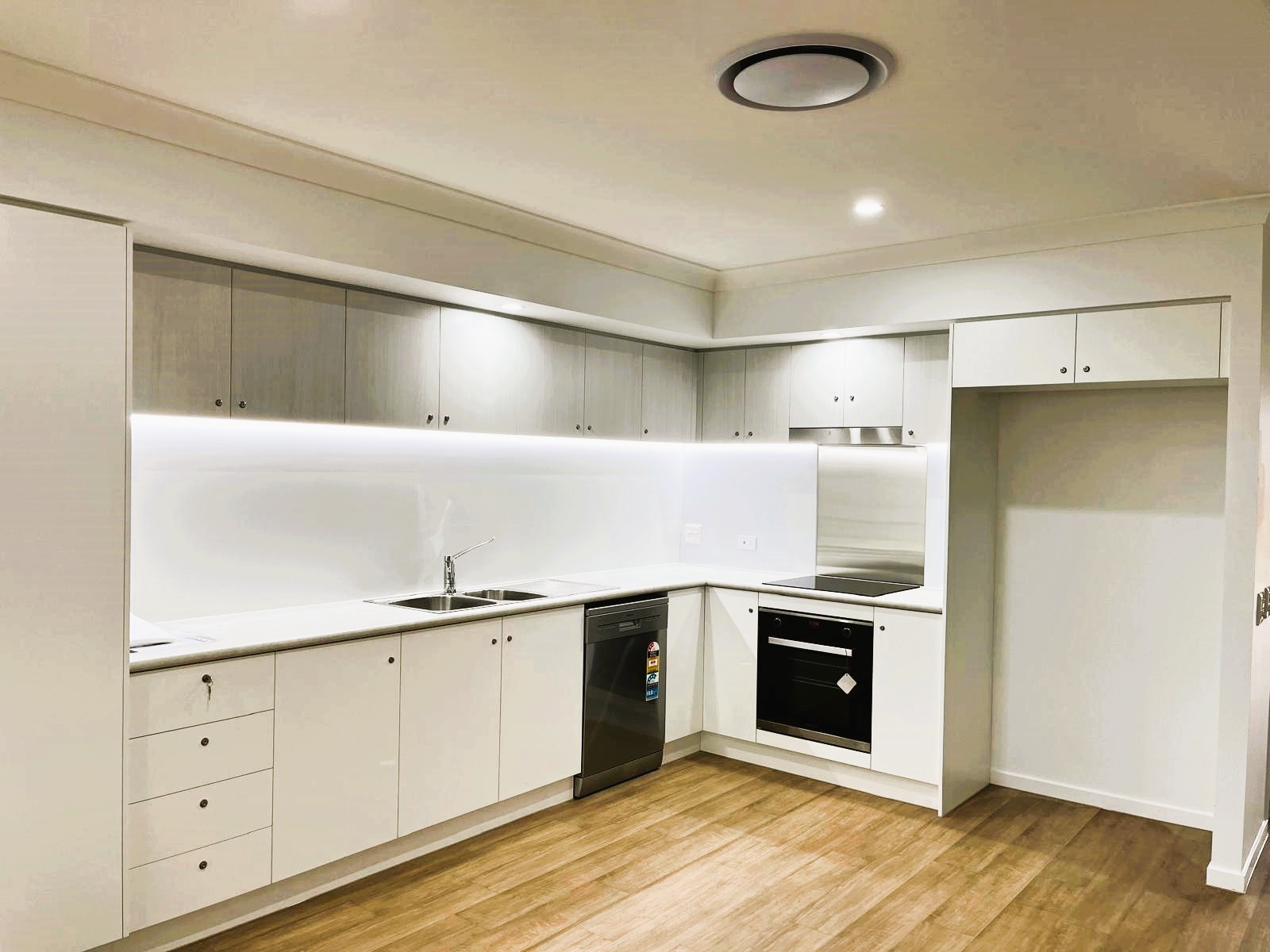 Brand New Robust SDA -Just 10 Mins to Caboolture Hospital — Home image 3