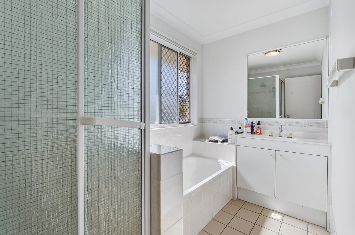 BIRKDALE, SIL, MTA, STA — Home image 5