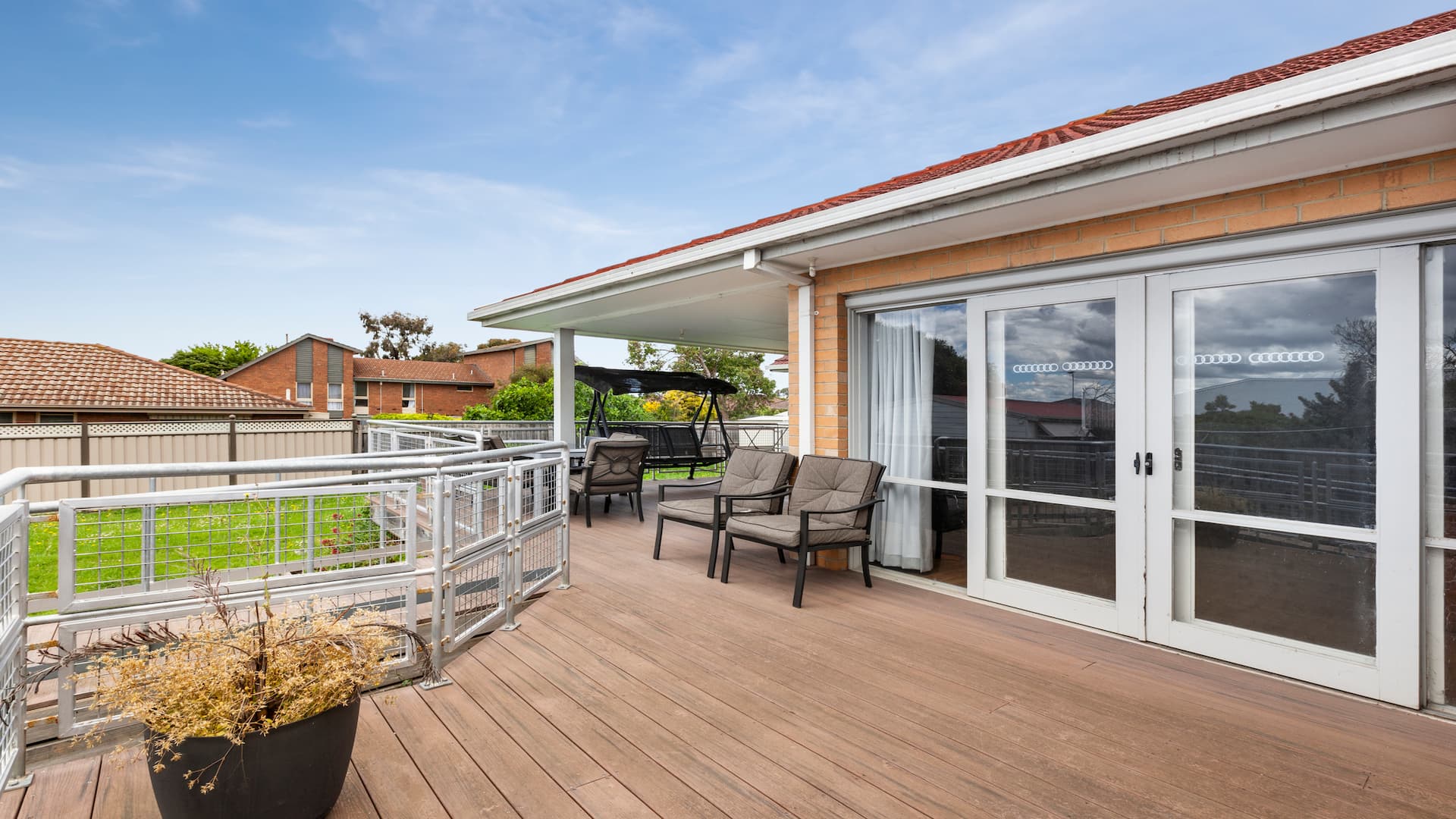 Improved Livability house with Active Night support in Macleod