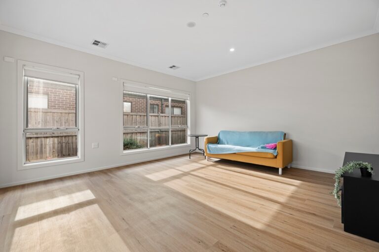 Cranbourne (Spirit Boulevard) — Home image 2