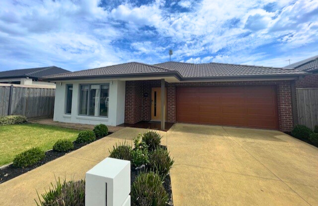 HEATHER GROVE HPS - Clyde North, Victoria in Clyde North