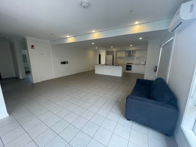 HEATHER GROVE HPS - Clyde North, Victoria — Home image 9