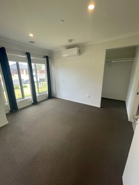 HEATHER GROVE HPS - Clyde North, Victoria — Home image 11