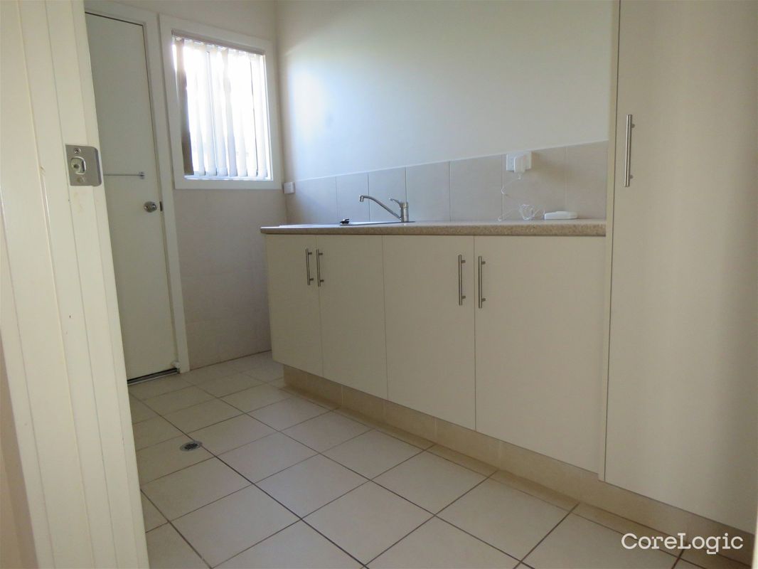 3-Bedroom House In Kadina — Home image 5