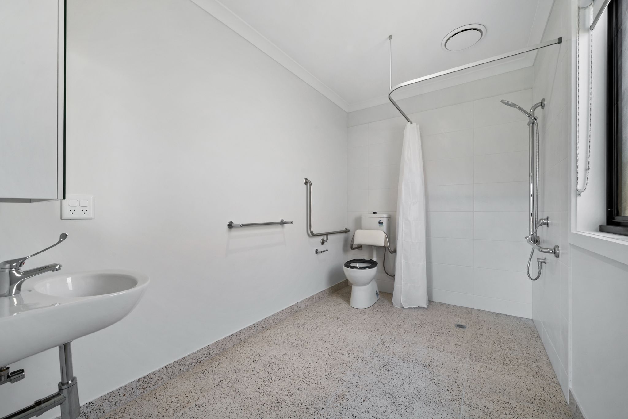 📍 Sunbury, VIC 🛌 2 🛀 2 🚘 2 High Physical SDA property 2 Vacancies — Home image 2