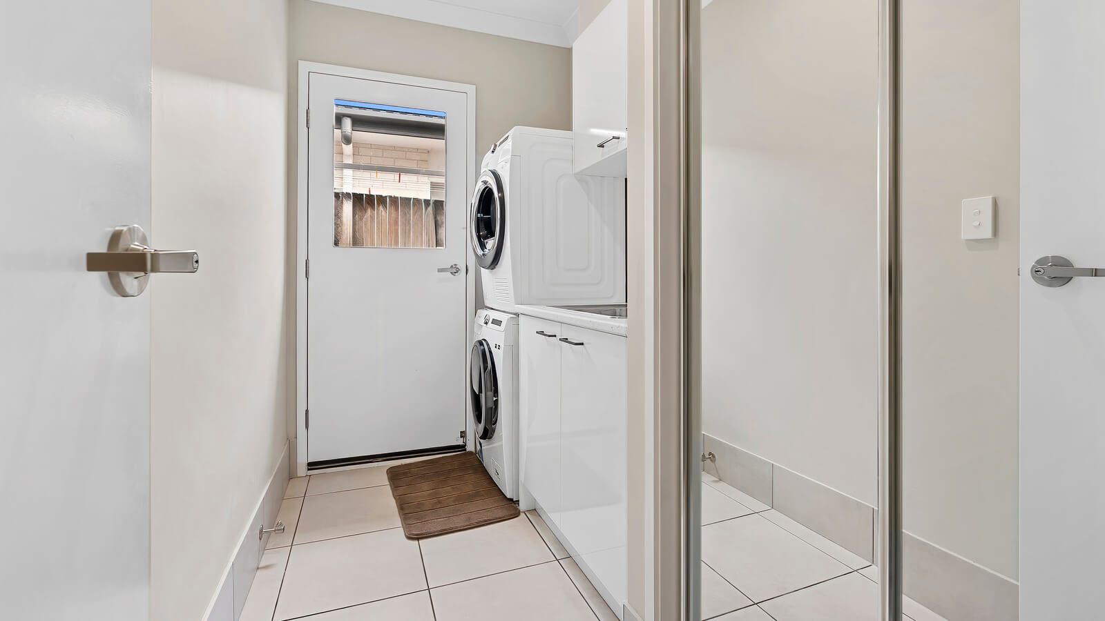 Enjoy Modern Living in Banya, Sunshine Coast — Home image 7