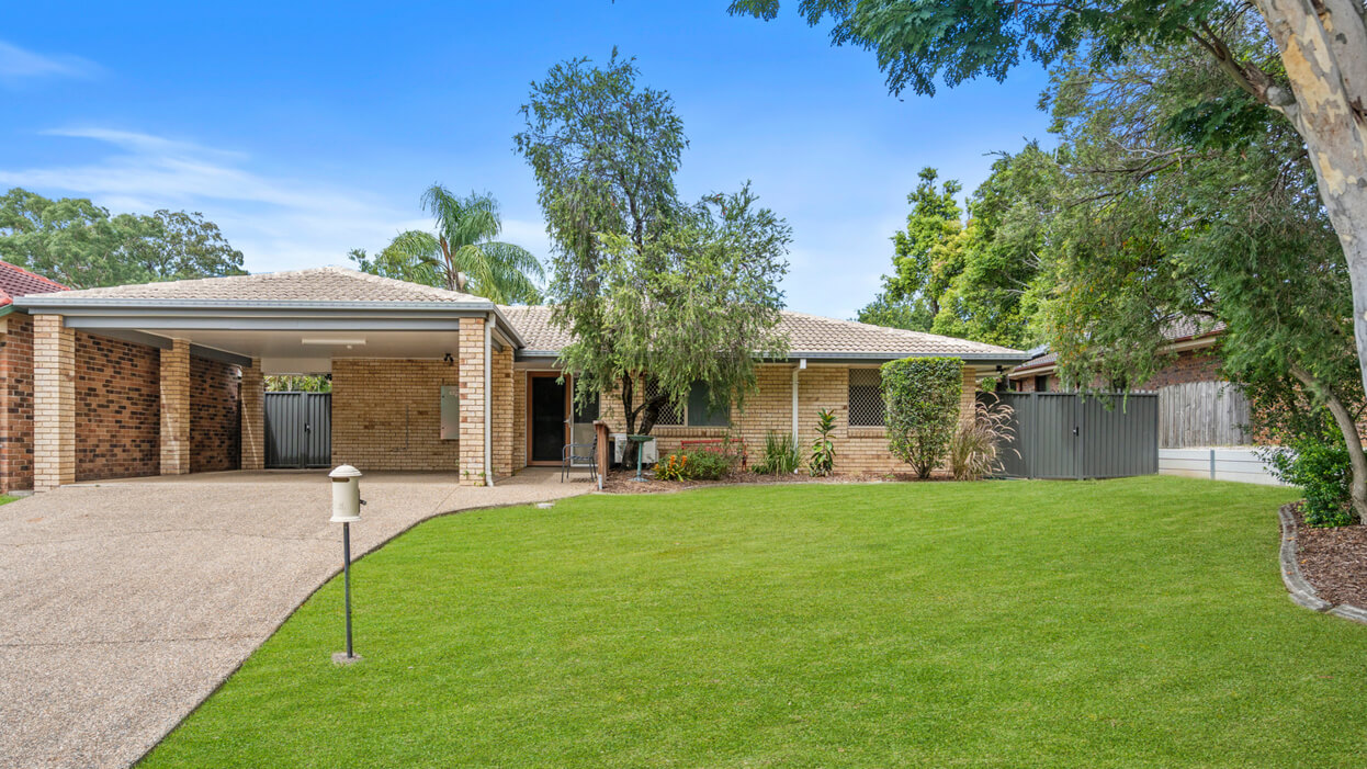 A connected and welcoming household in Coopers Plains in Coopers Plains