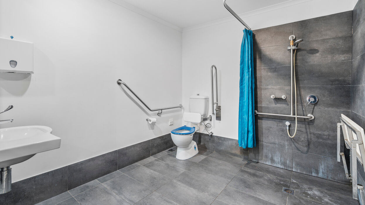 A connected and welcoming household in Coopers Plains — Home image 8