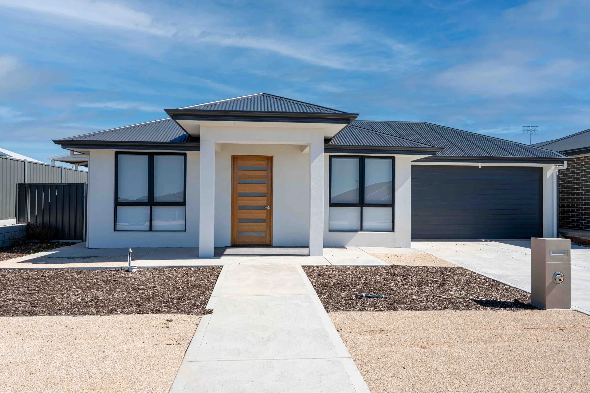 P 107 - Eime in Loxton
