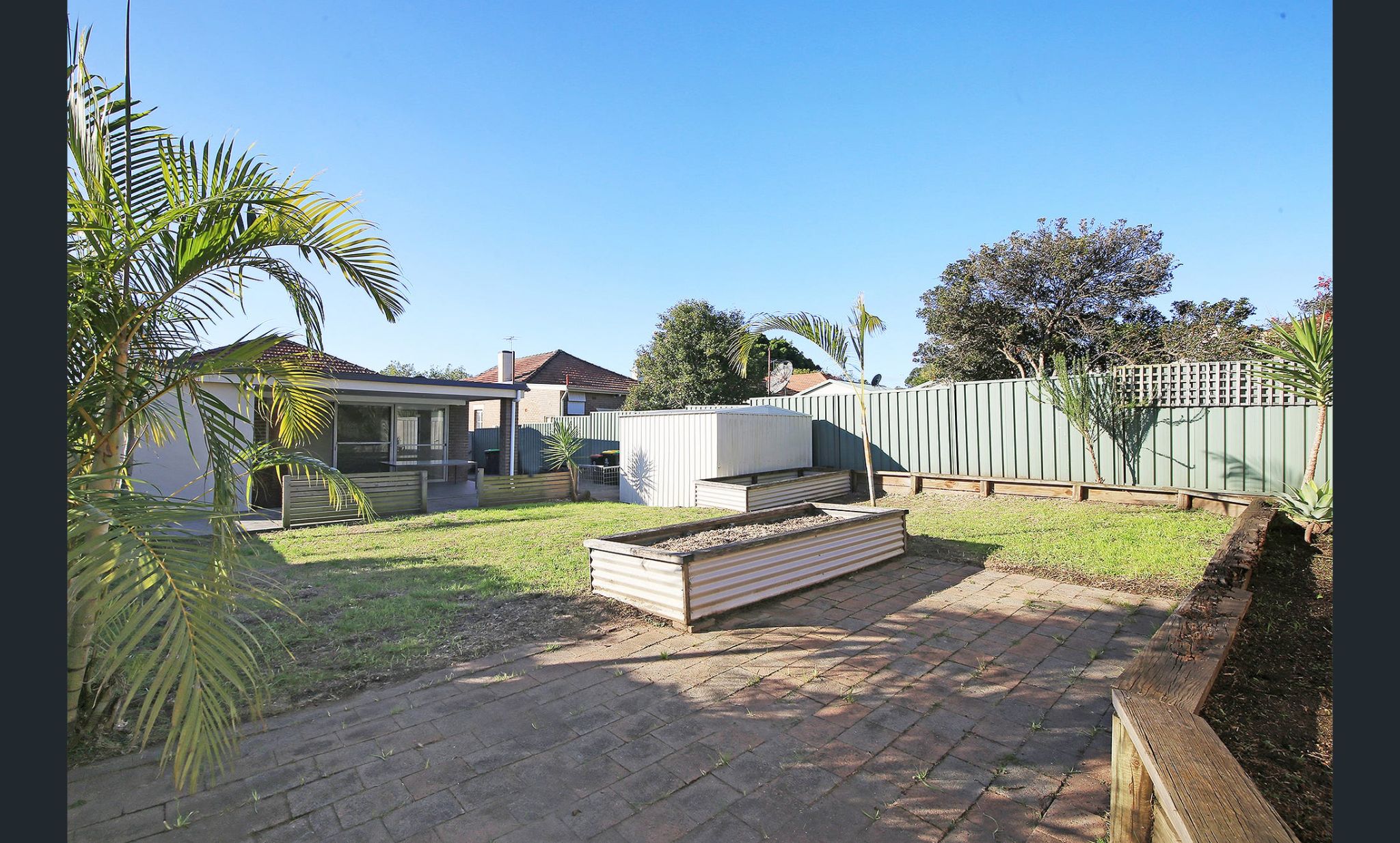 Earlwood House in Earlwood