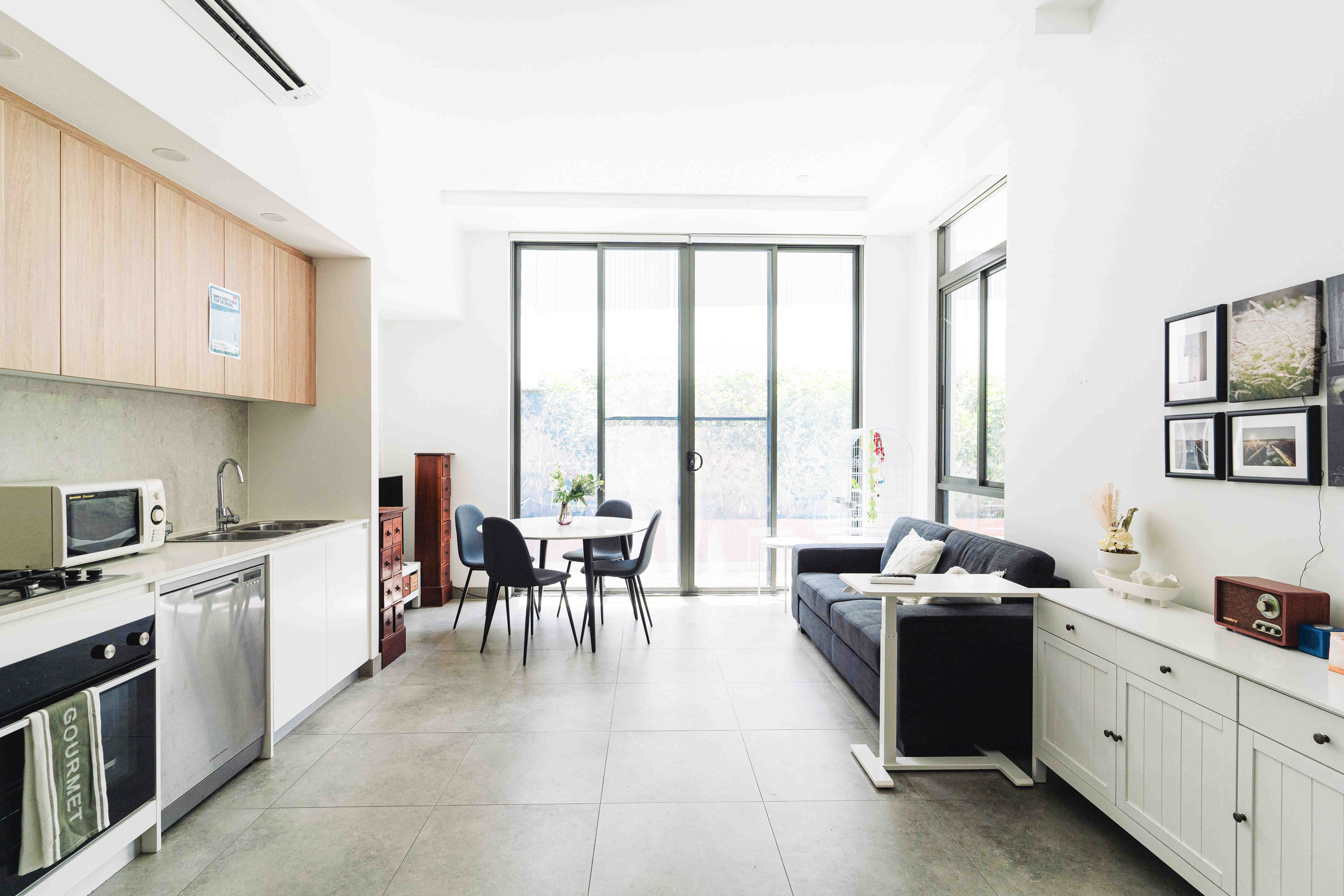 Luxury Redfern One Bedroom Apartment available in Redfern
