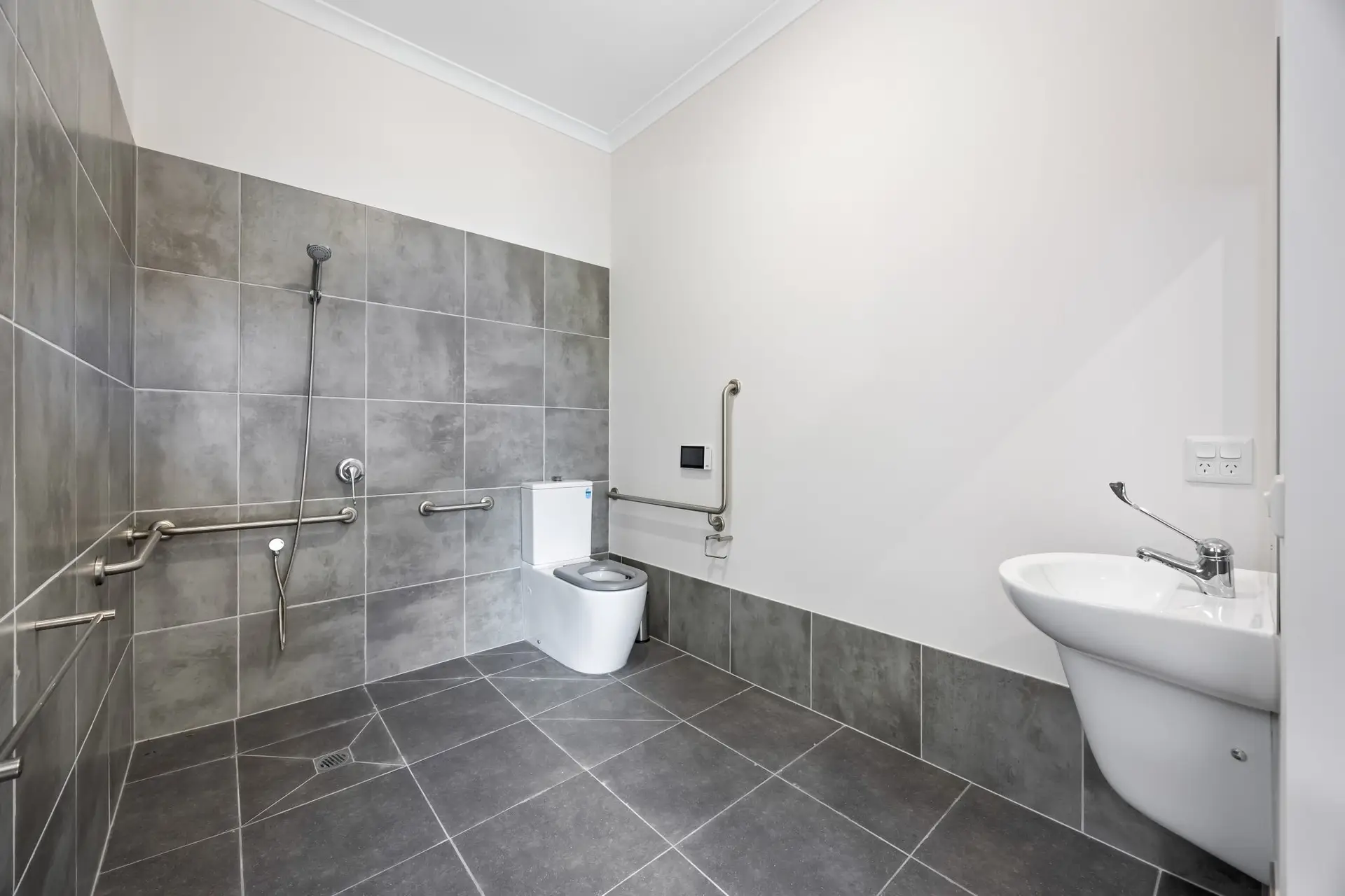 Beveridge – Whittlesea 102 Robust/Improved Livability 2-Residents — Home image 9