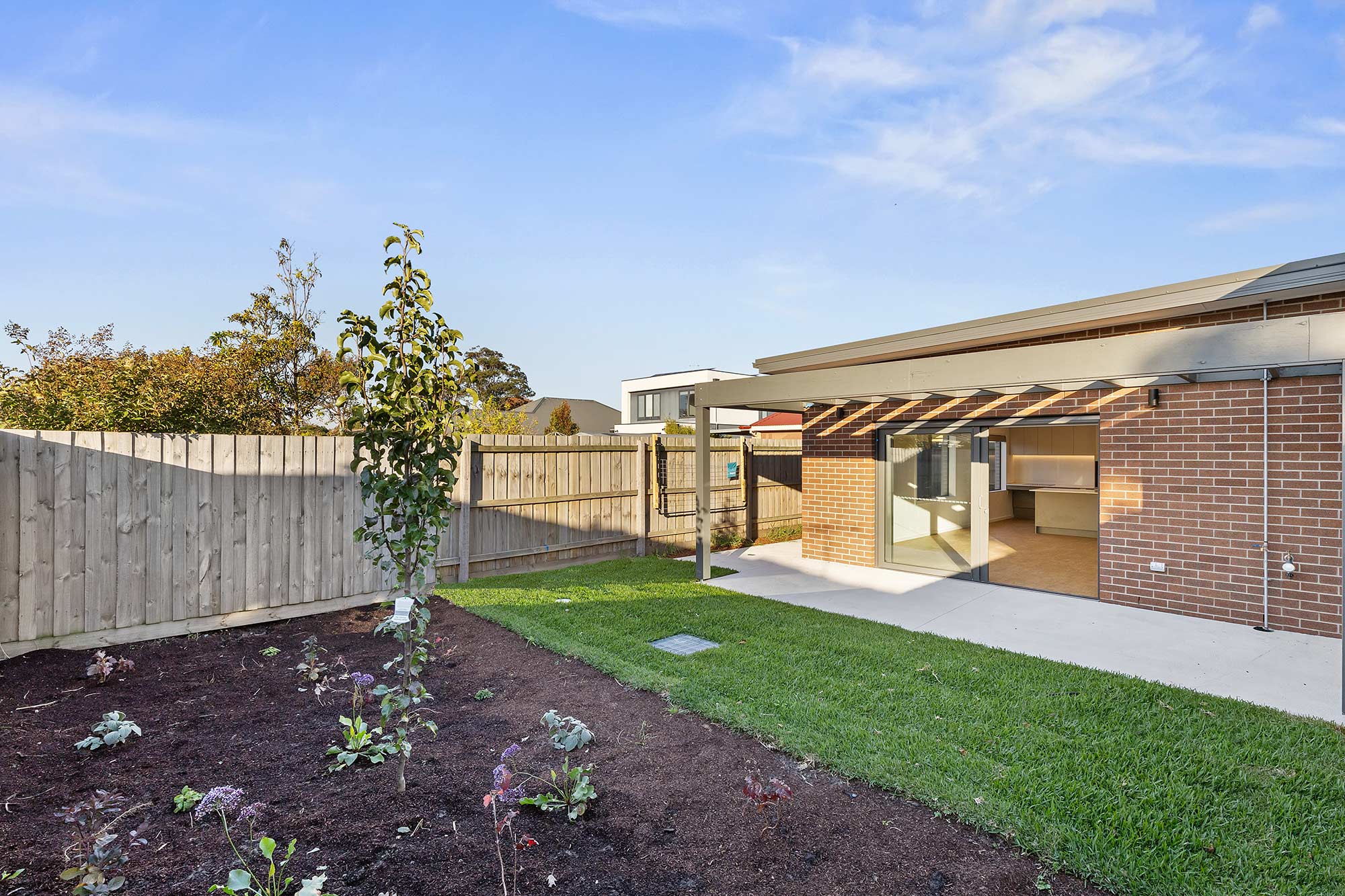 2 Bed High Physical Support House Just Moments From Chelsea Beach! — Home image 5