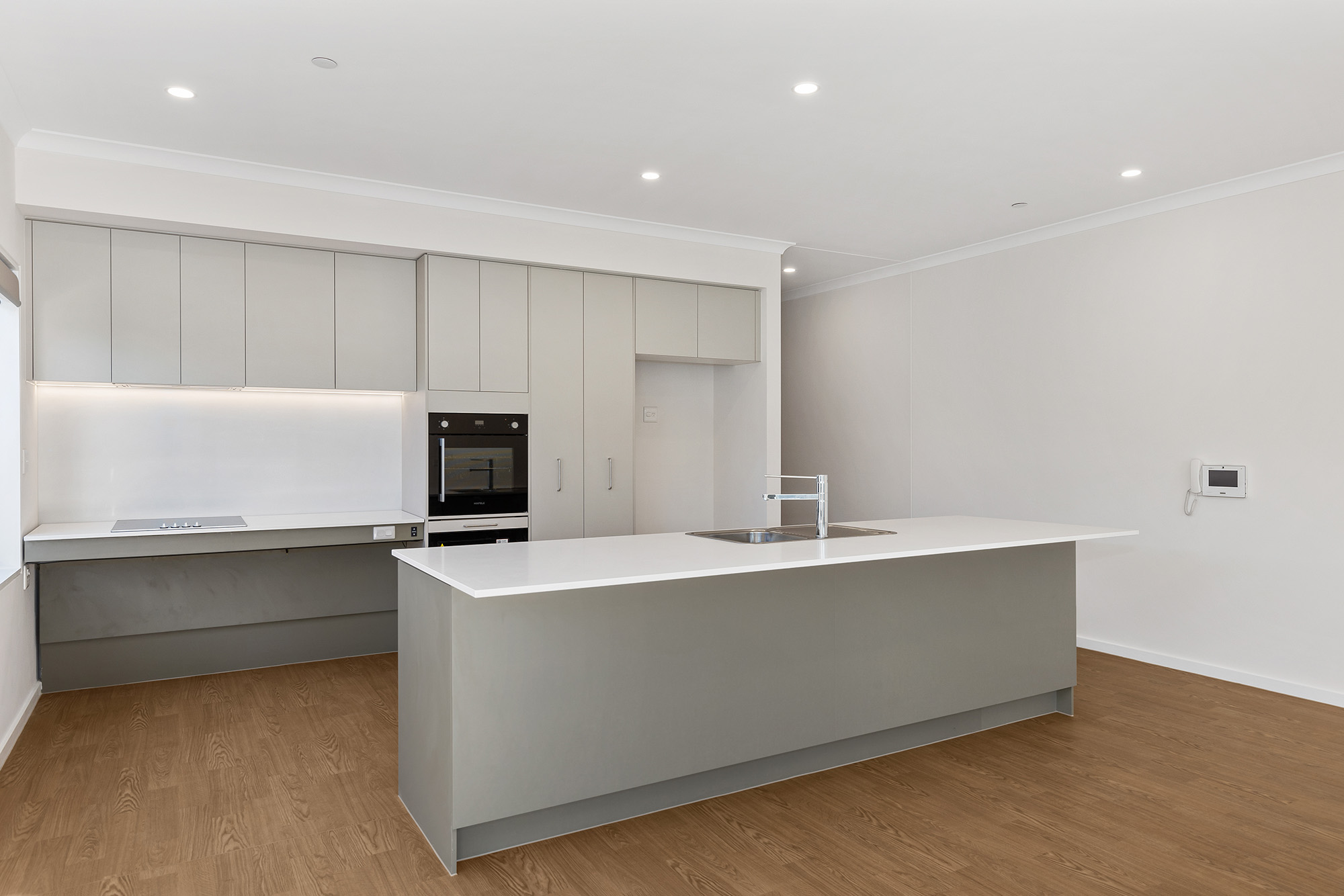 2 Bed High Physical Support House Just Moments From Chelsea Beach! — Home image 16