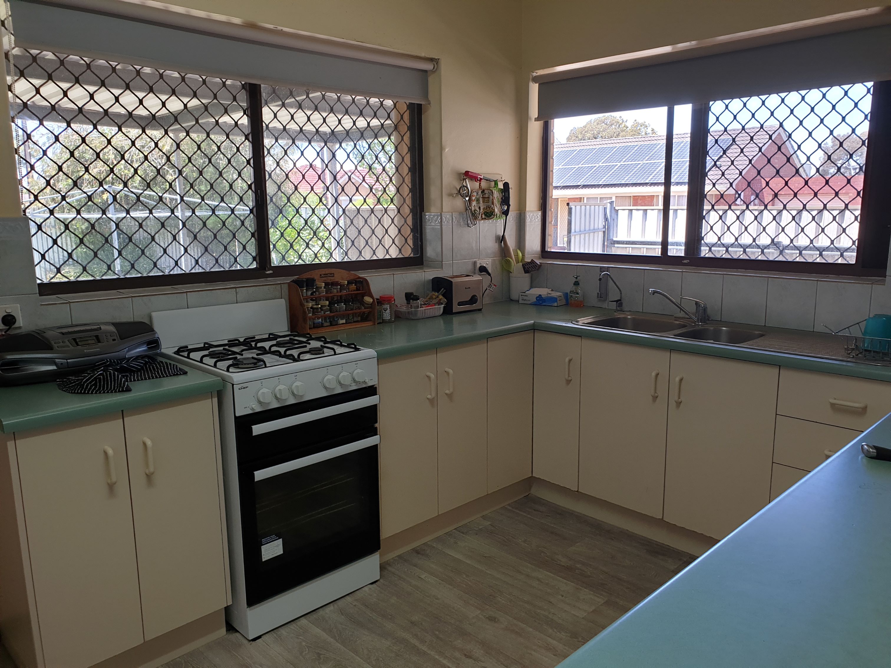 One bedroom available - Shared House - BASIC SDA property — Home image 6